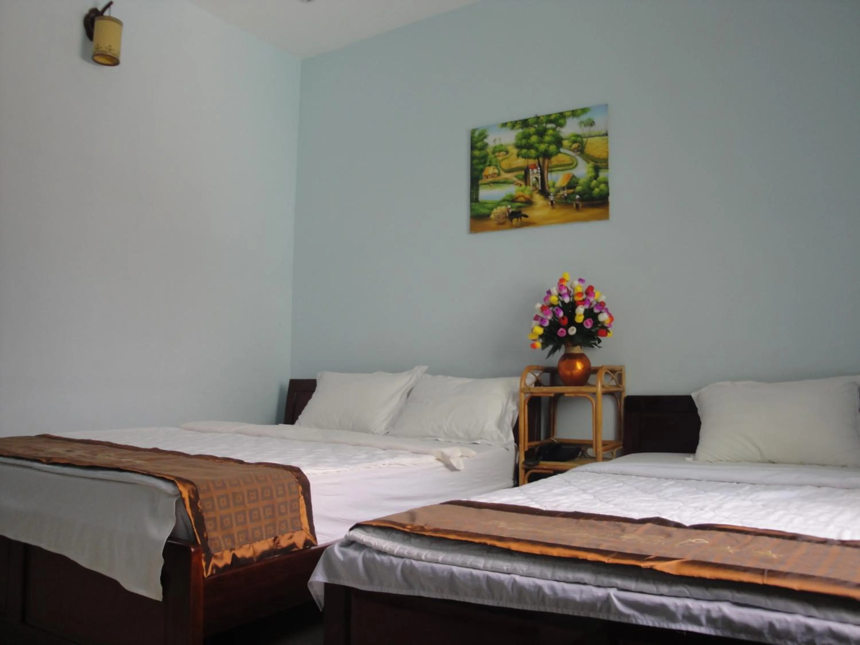 Superior Twin Room in Kim Long Hotel