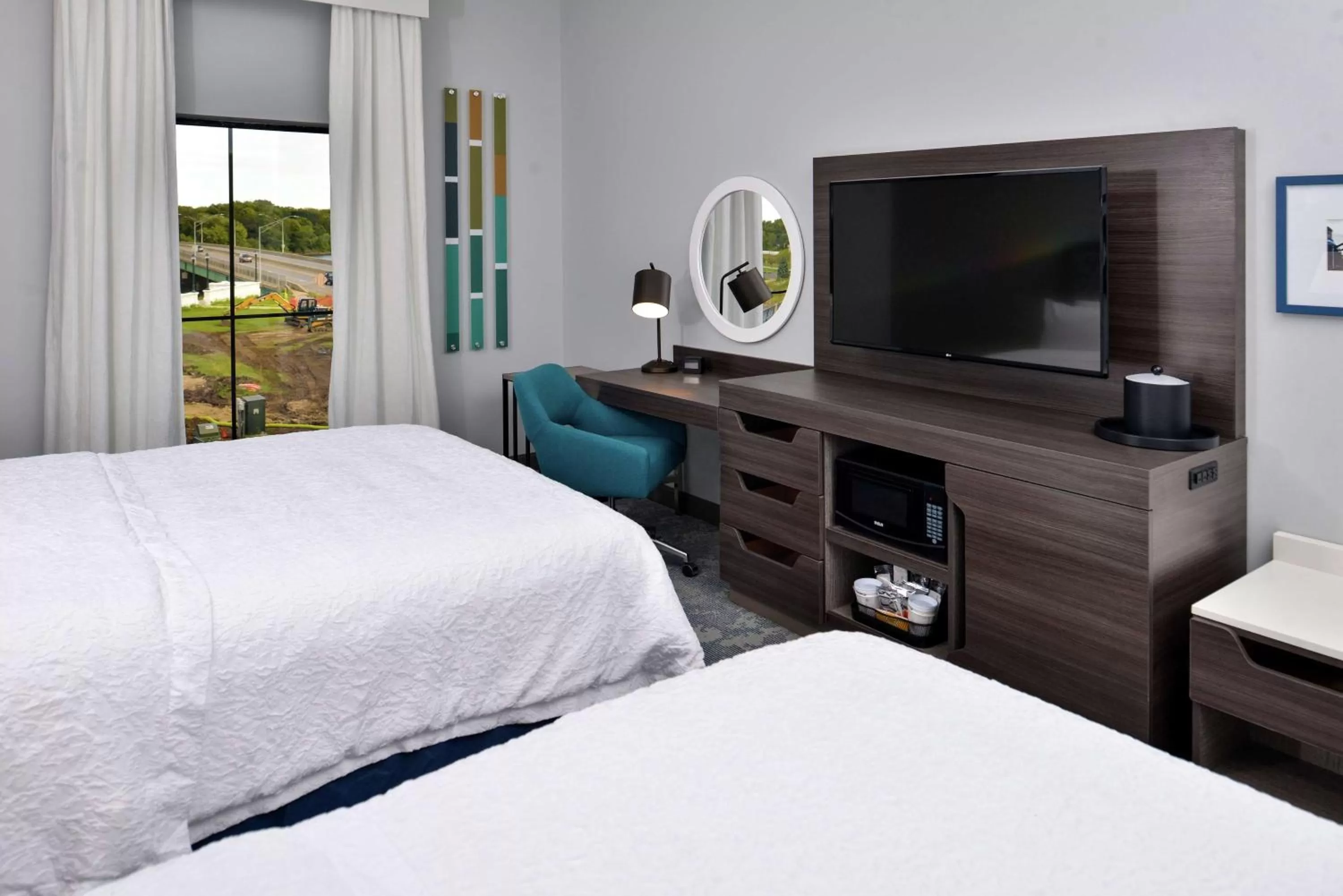 Queen Room with Two Queen Beds - Hearing Access/Non-Smoking in Hampton Inn Cedar Falls Downtown, Ia