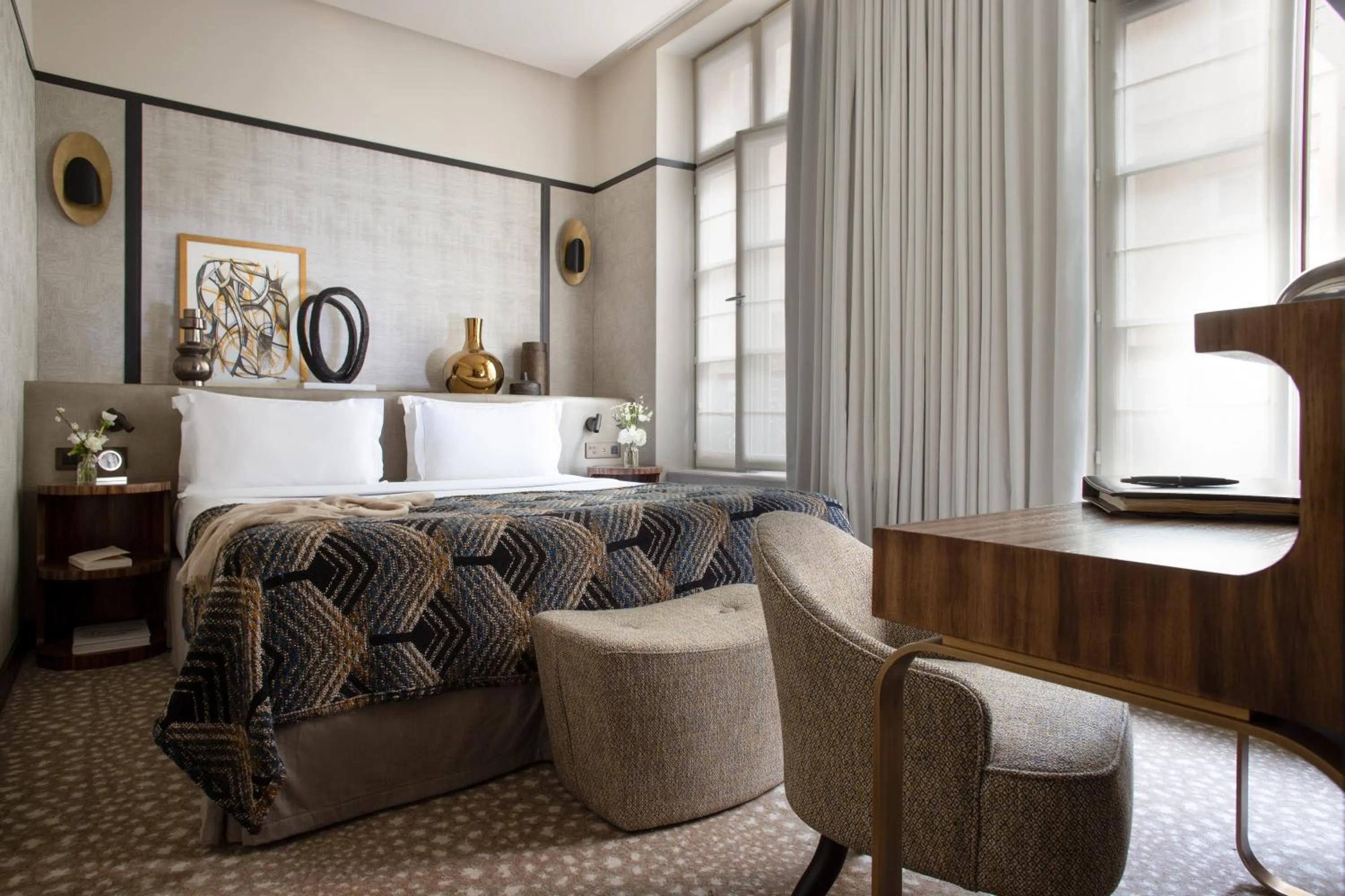 Superior Double Room Club in Esprit Saint Germain