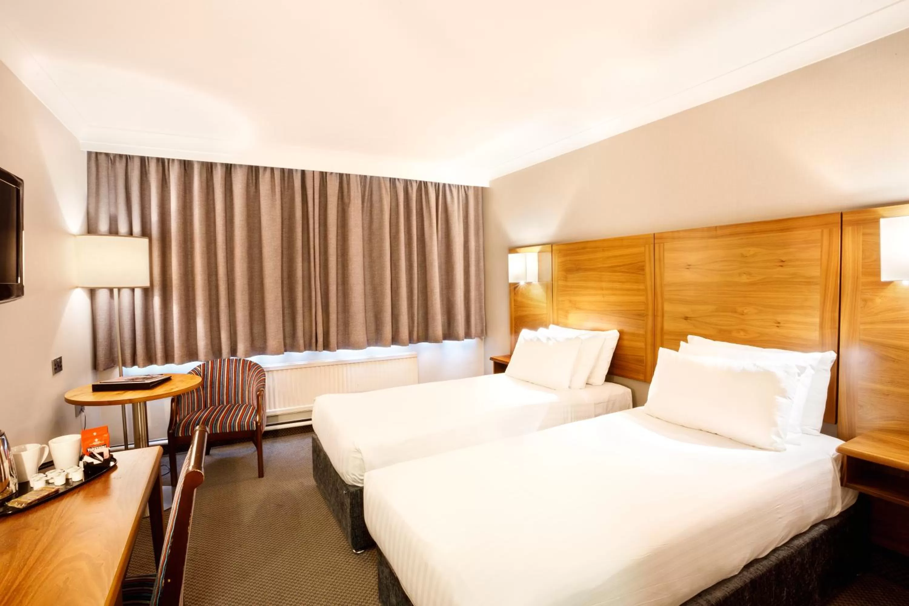 Twin Room - Disability Access in Cedar Court Hotel Huddersfield