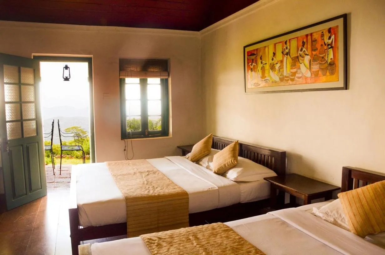 Comfort Double Room in Sir John's Bungalow