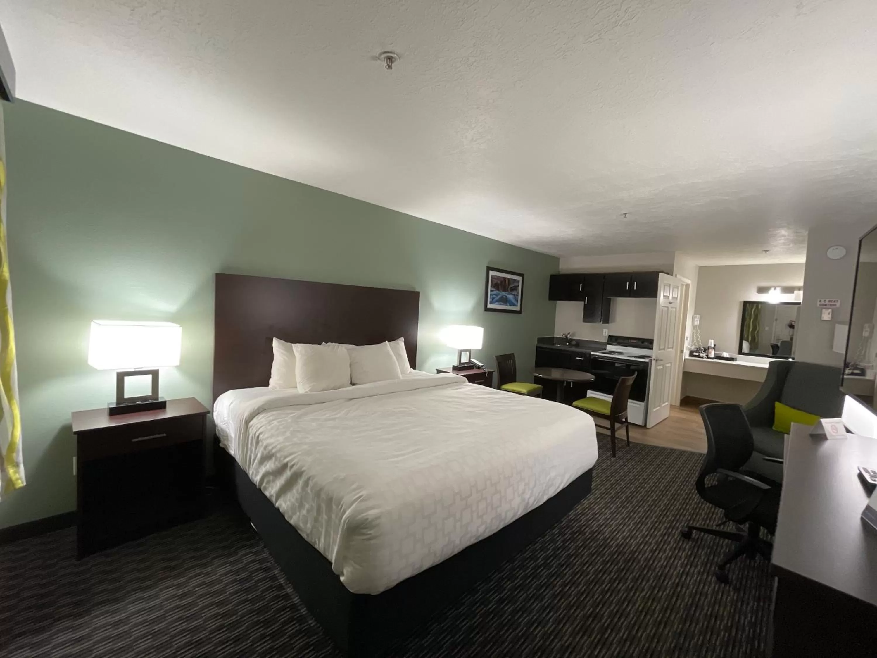 King Studio - Non-Smoking in Wingate by Wyndham Cedar City