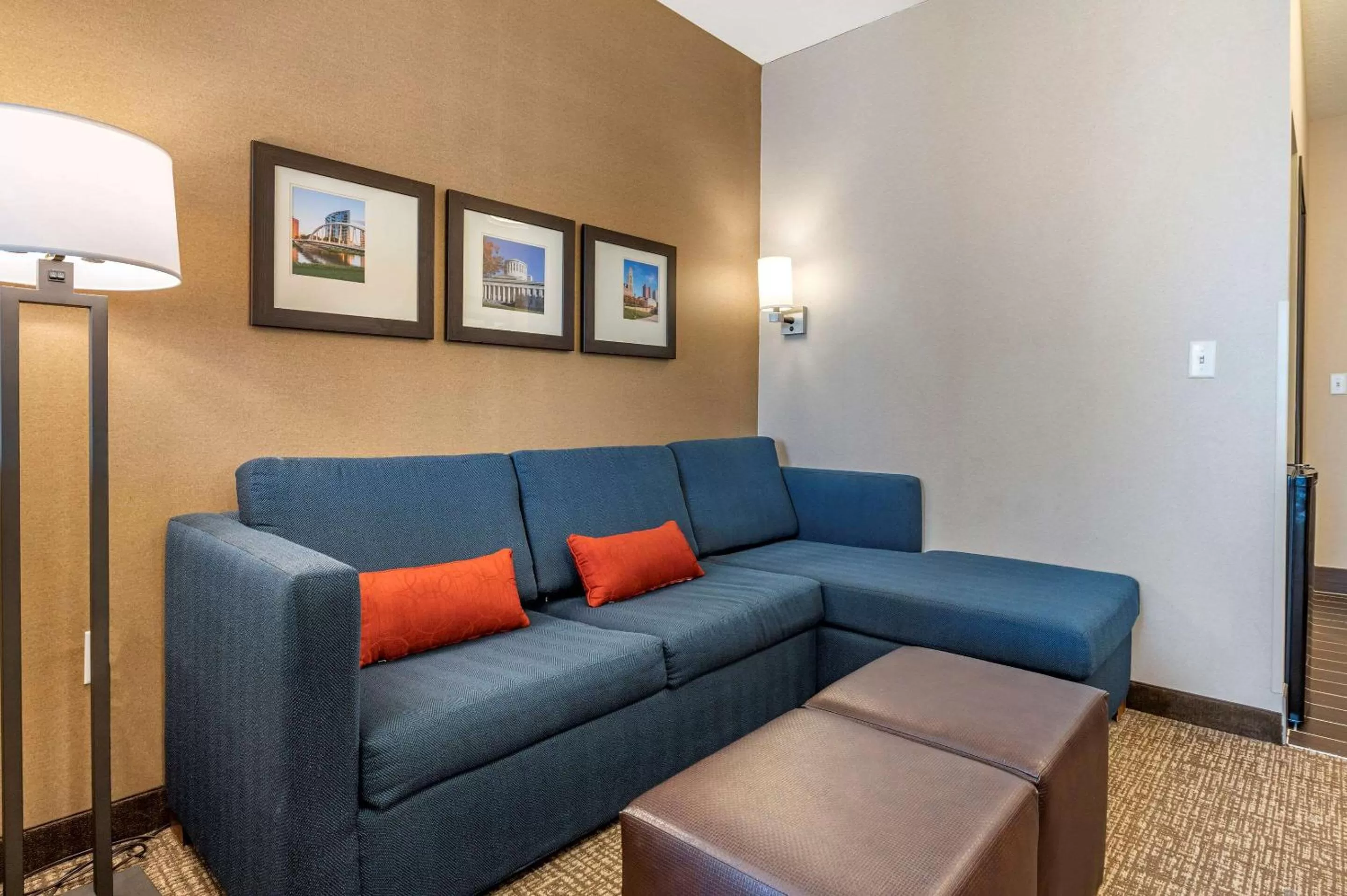 King Suite - Non-Smoking in Comfort Suites Columbus Airport