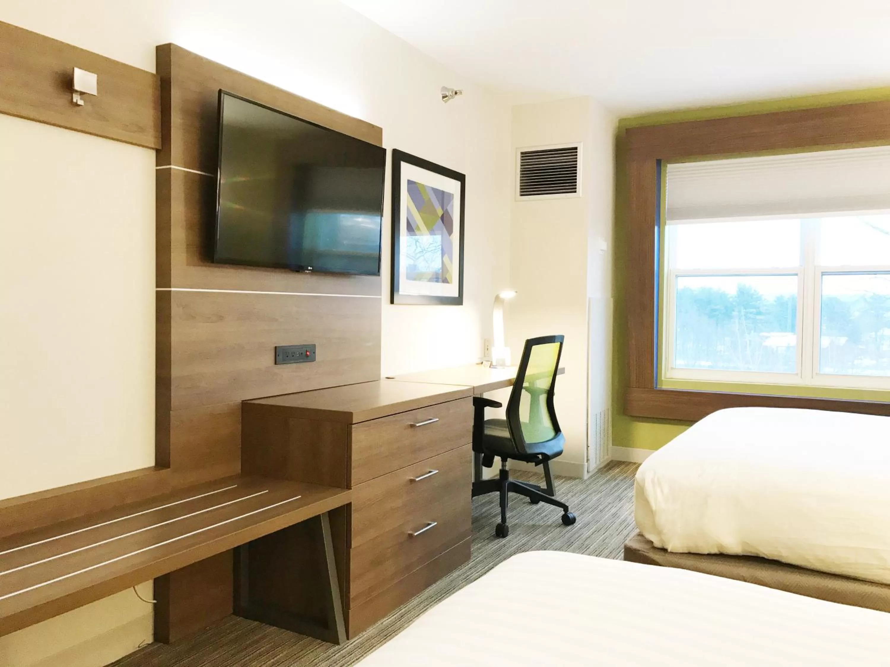 Standard Room in Holiday Inn Express Hotel & Suites White River Junction by IHG