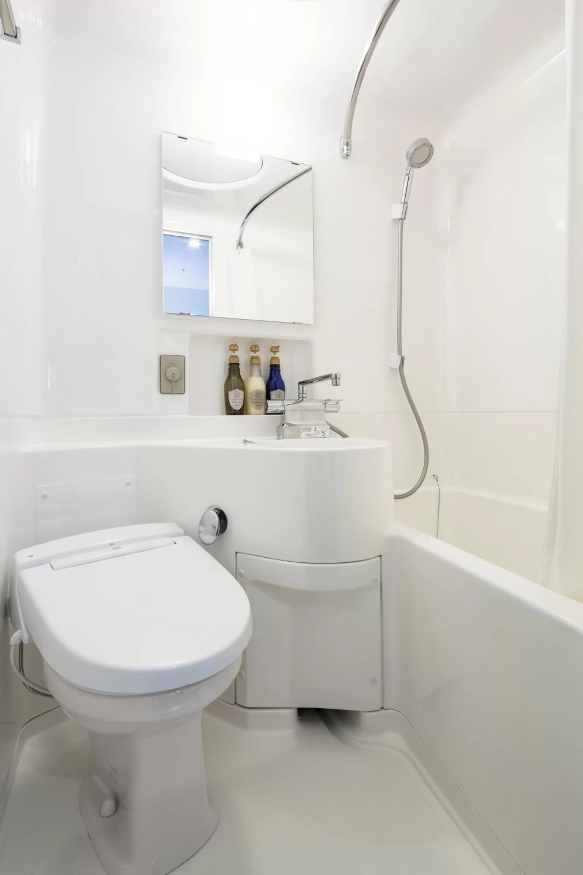 Standard Single Room - single occupancy - Non-Smoking in HOTEL MYSTAYS Shin Osaka Conference Center