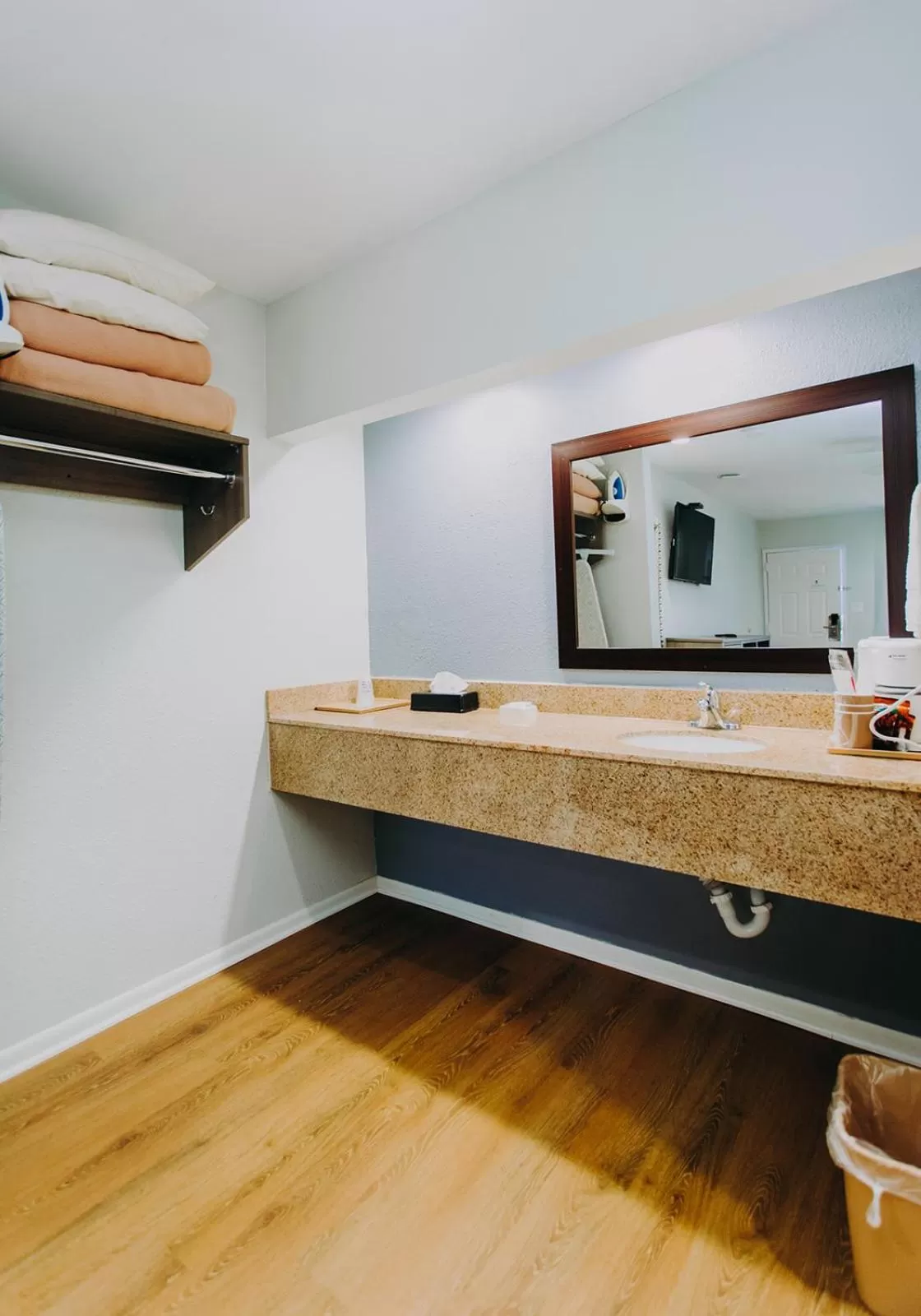 Double Room with Two Double Beds in Scottish Inn & Suites - Kemah Boardwalk