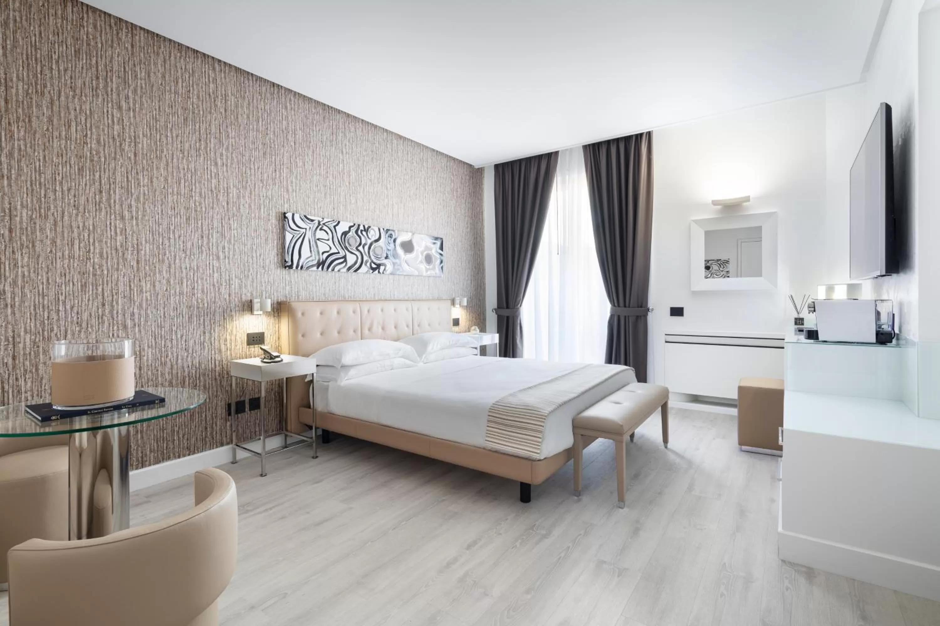 Junior Suite with Terrace in LHP Napoli Palace & SPA