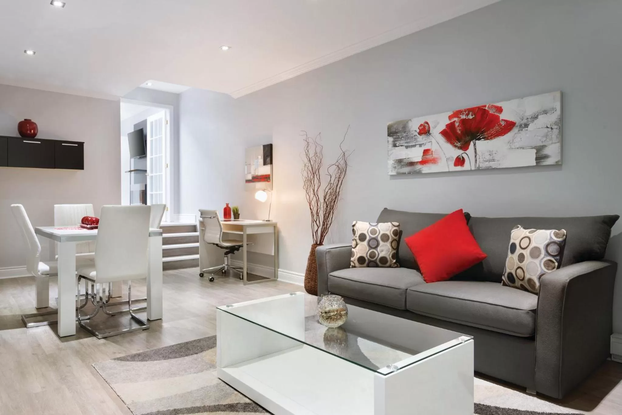 Prestige Suite with King Bed - Non-Smoking in Travelodge by Wyndham Quebec City Hotel & Convention Centre