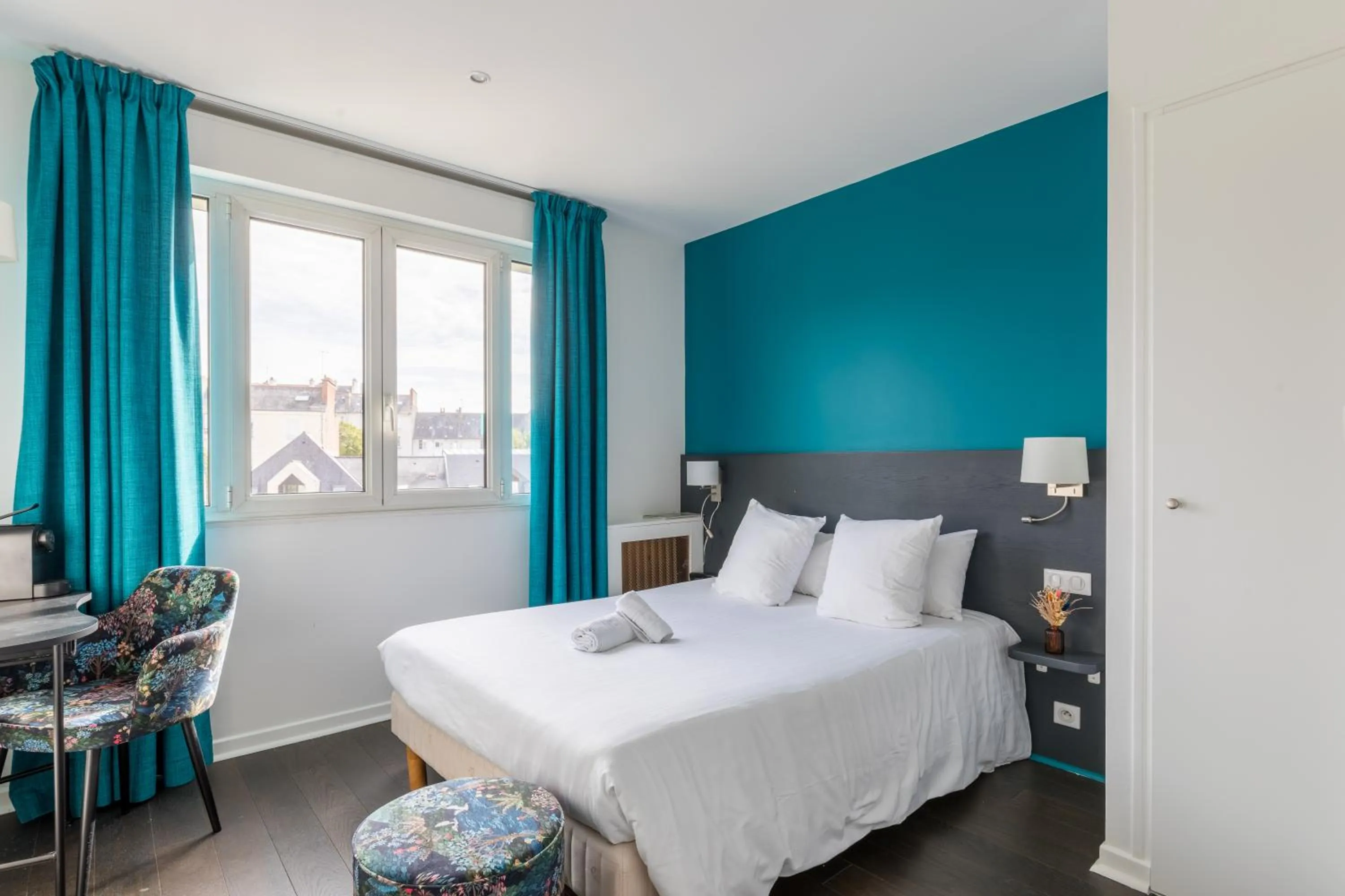 Superior Double Room in Hotel-Restaurant Le Victoria