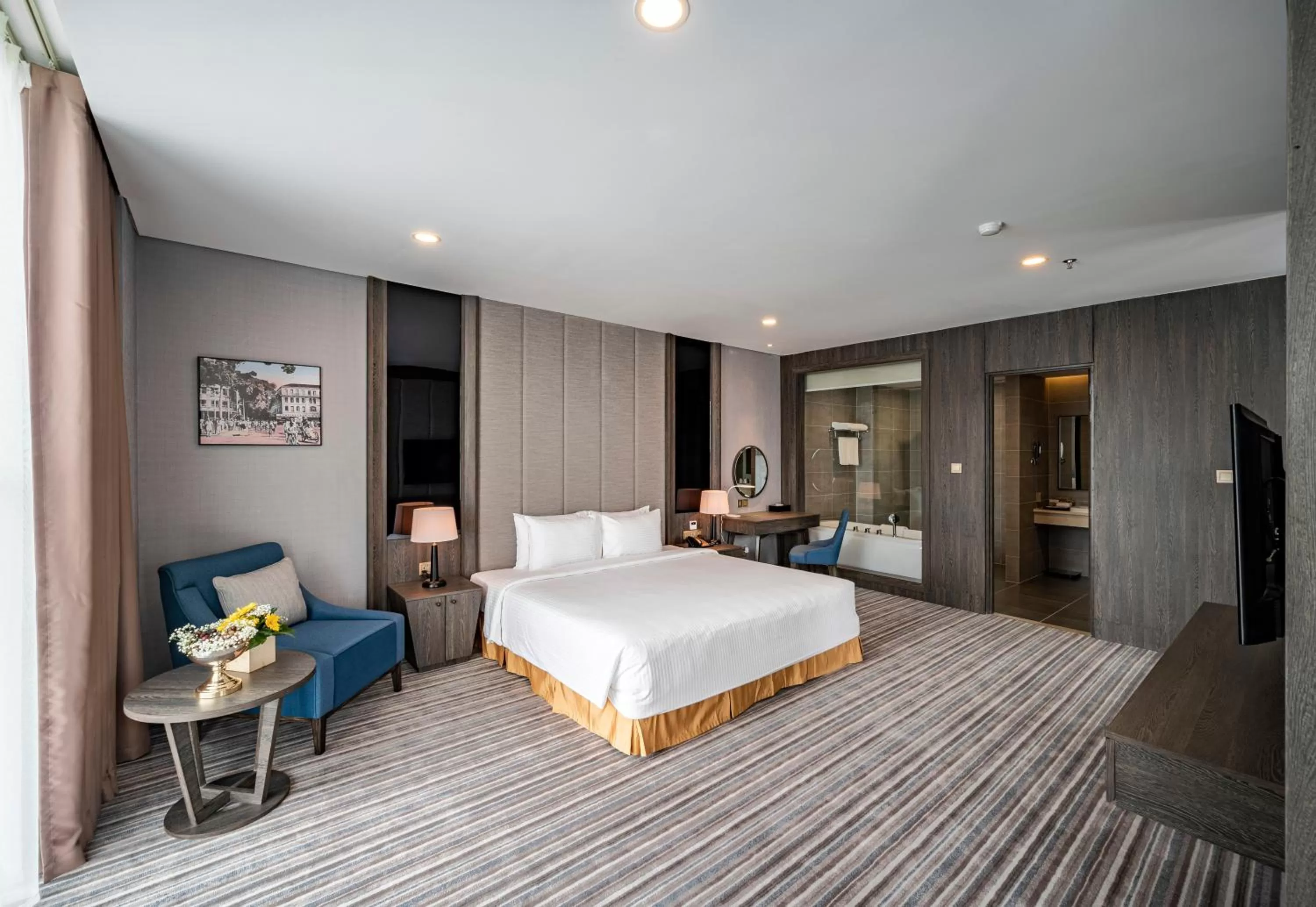 Executive Suite in Muong Thanh Luxury Saigon Hotel