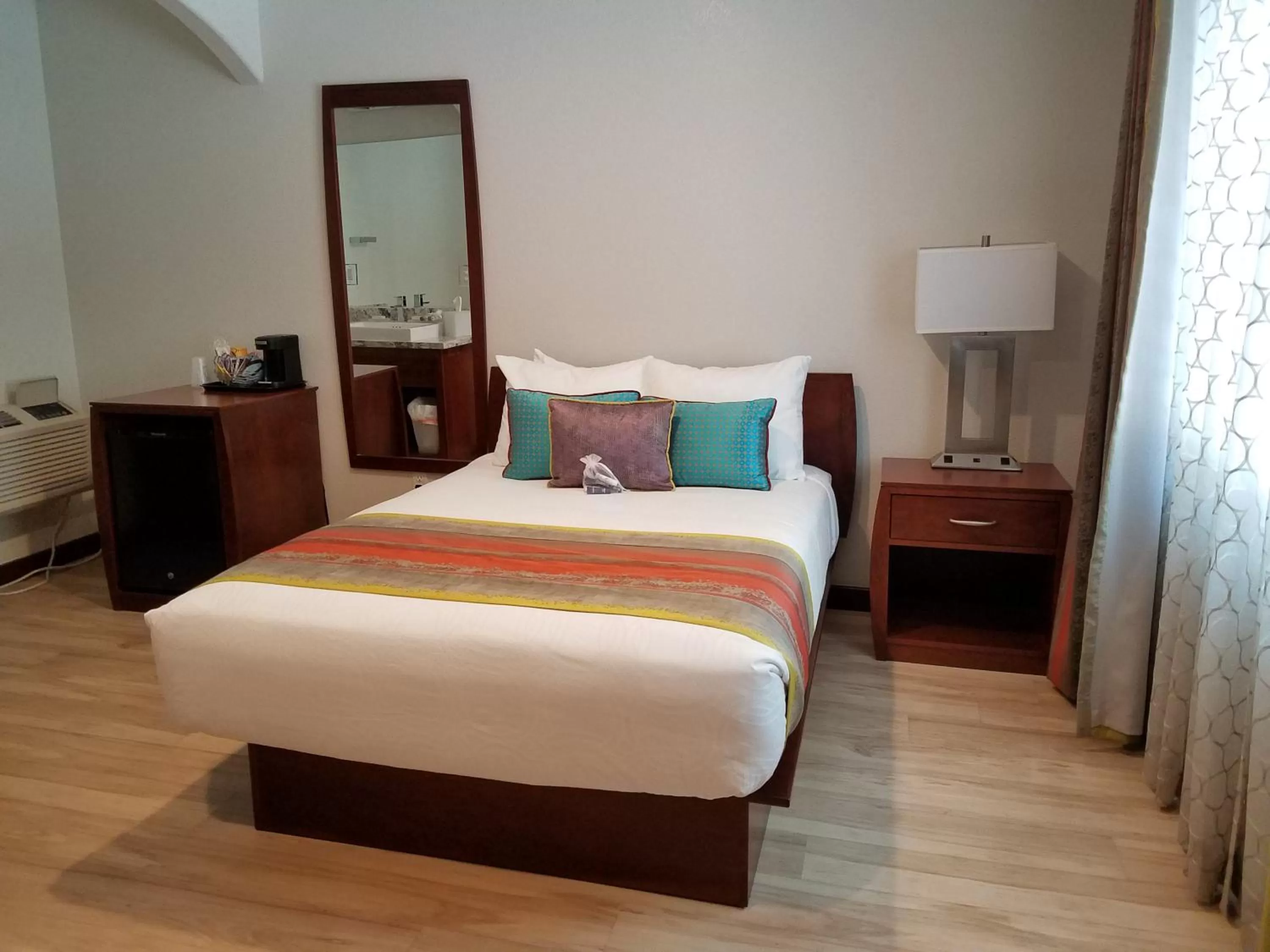 Budget Double Room in Shoshone Inn