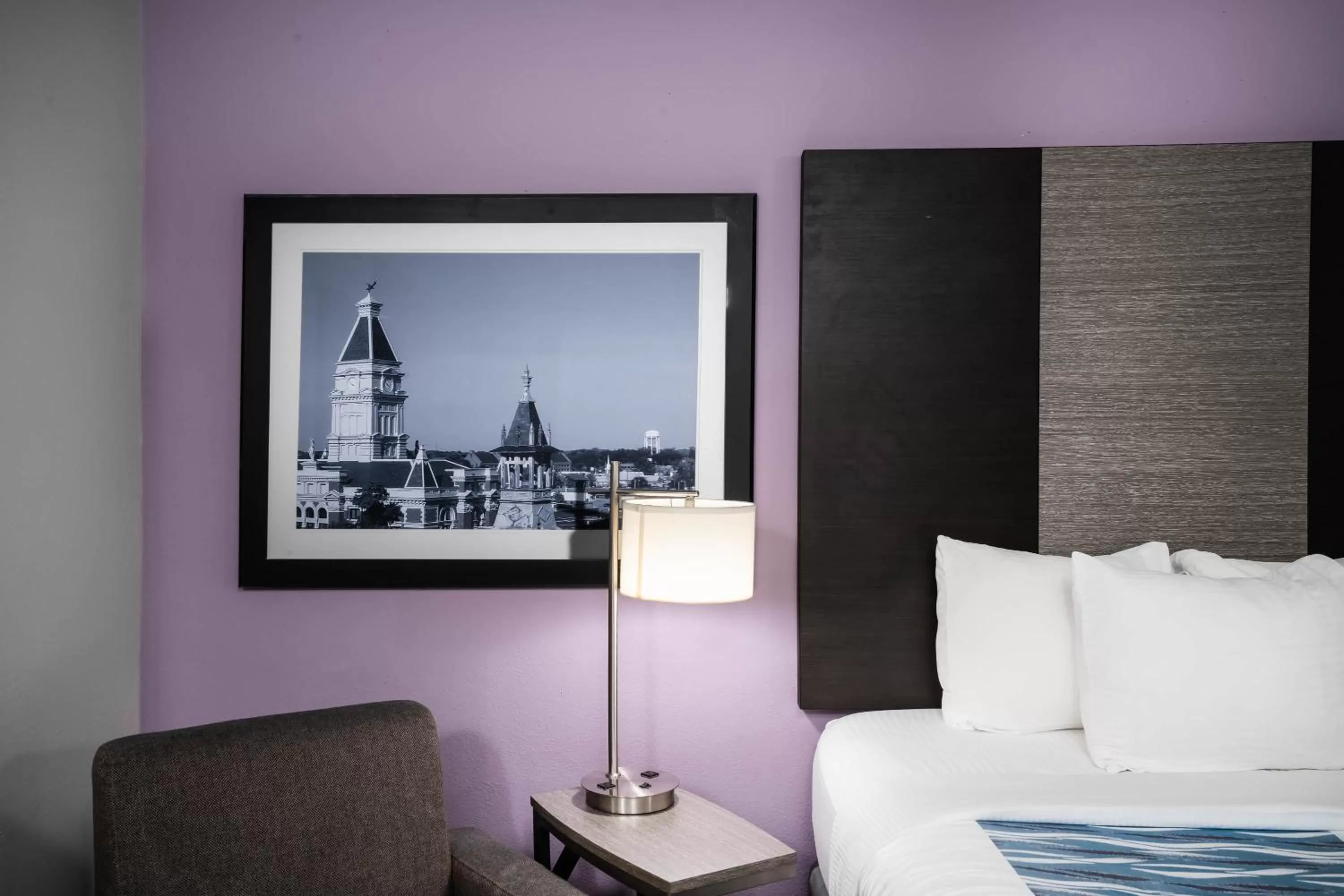 Deluxe King Room - Non-Smoking in La Quinta by Wyndham Clarksville