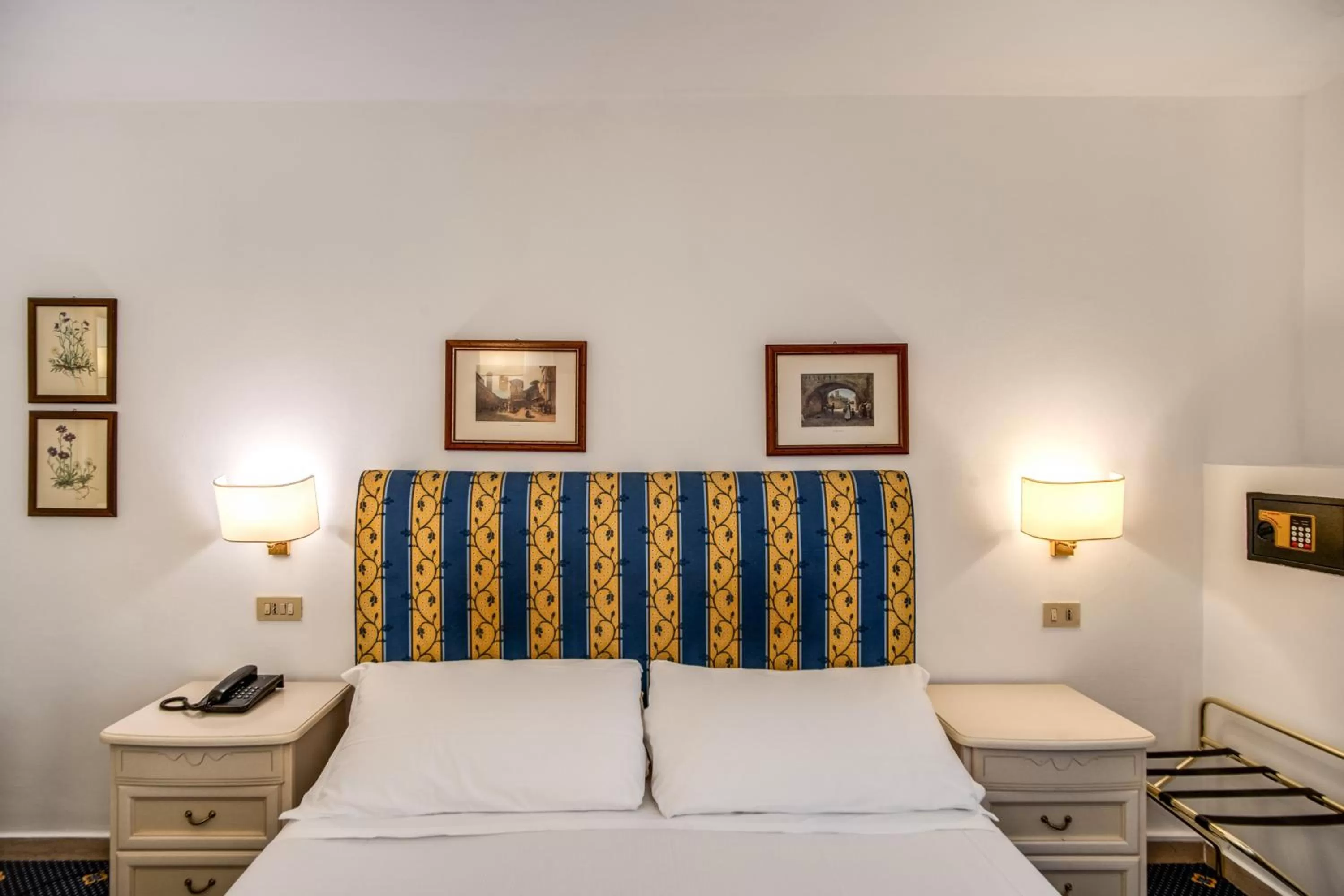 Twin Room in Hotel Napoleon