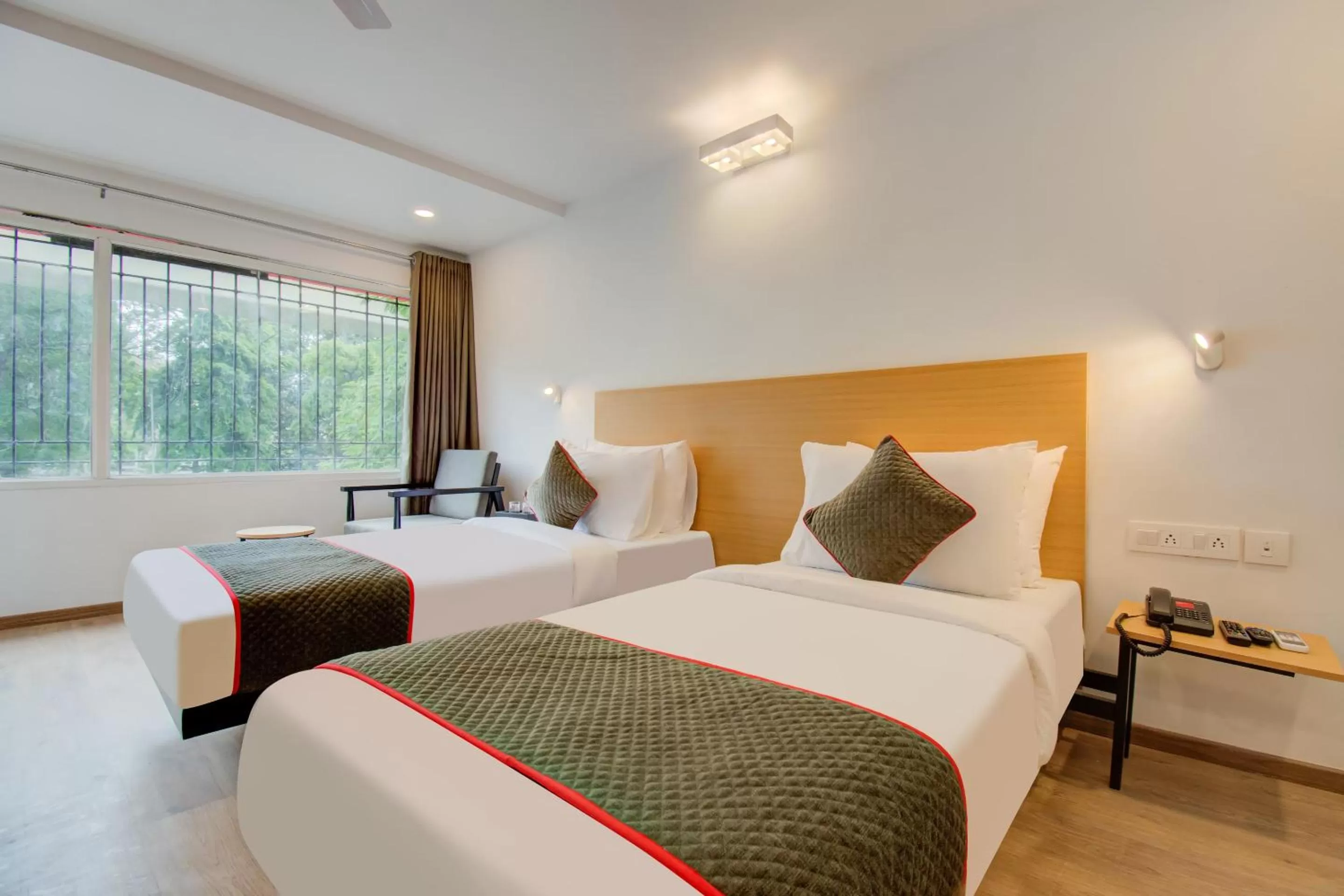 Superior King Room - single occupancy in Hotel Maitrayee