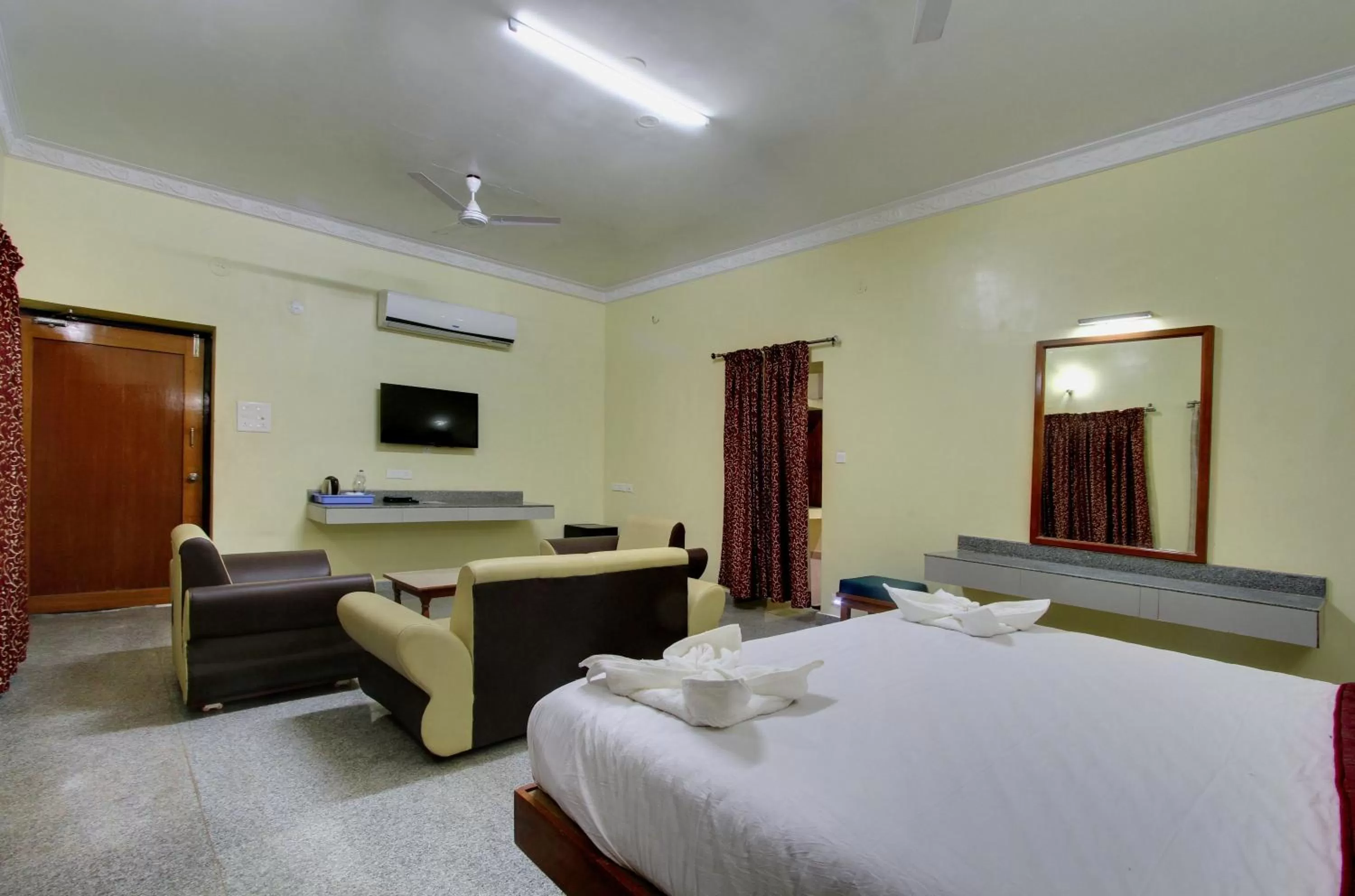 King Suite with Balcony in Kanthi Resorts Badami