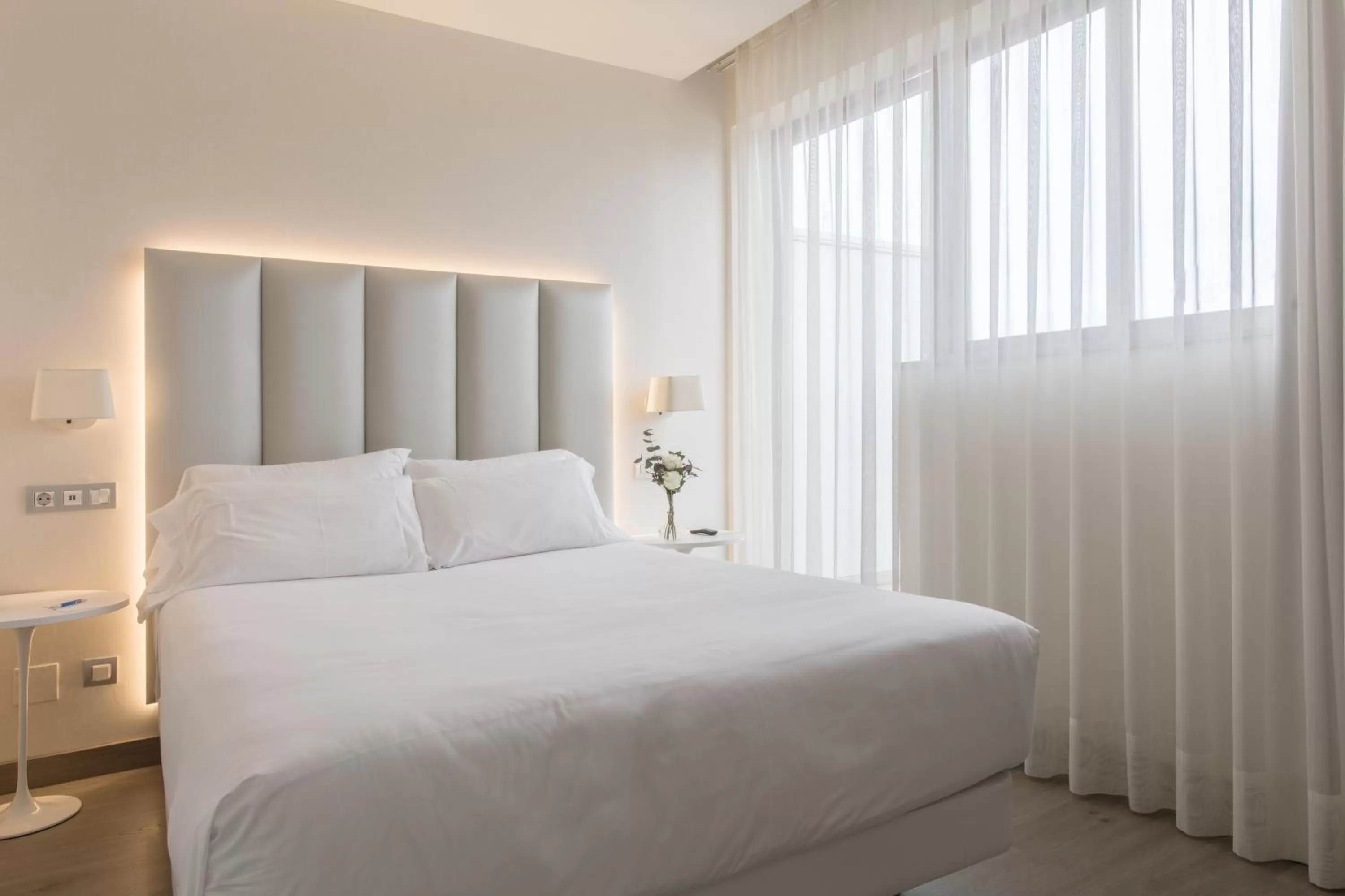 Standard Room with terrace in Hesperia A Coruña Centro