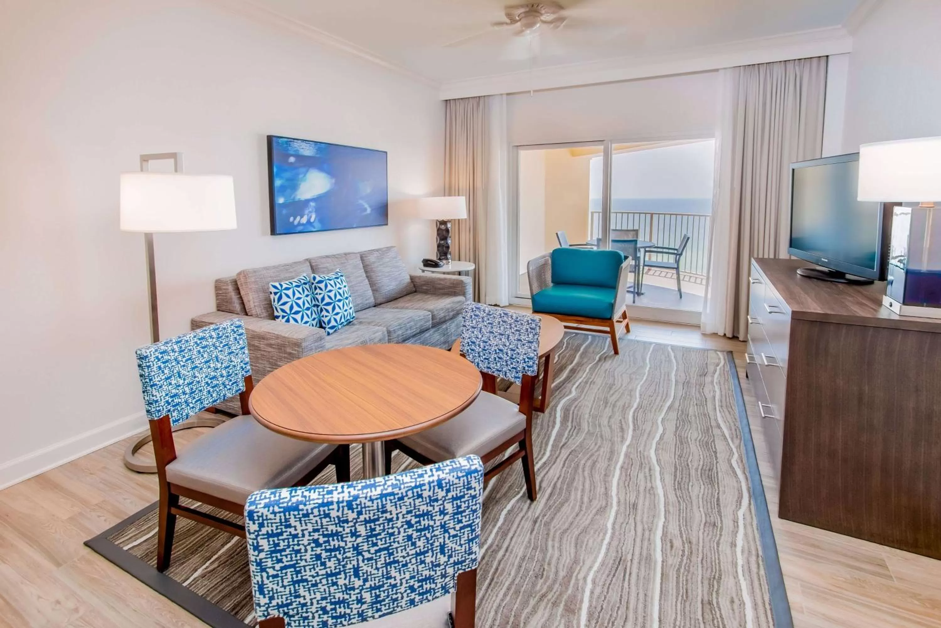 Queen Suite with Gulf View in Hilton Pensacola Beach