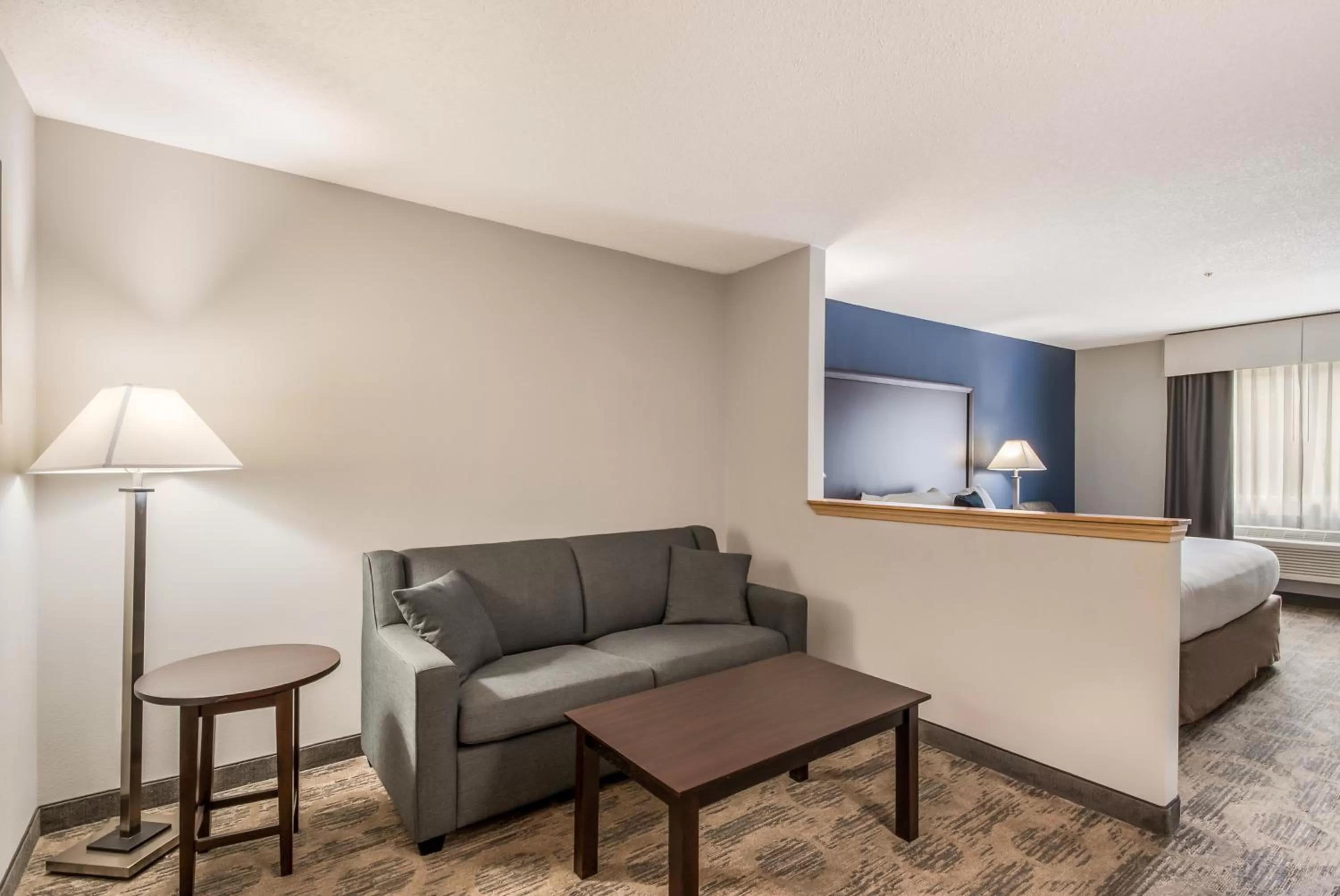 King Suite - Non-Smoking in Red Lion Inn & Suites Sequim at Olympic National Park