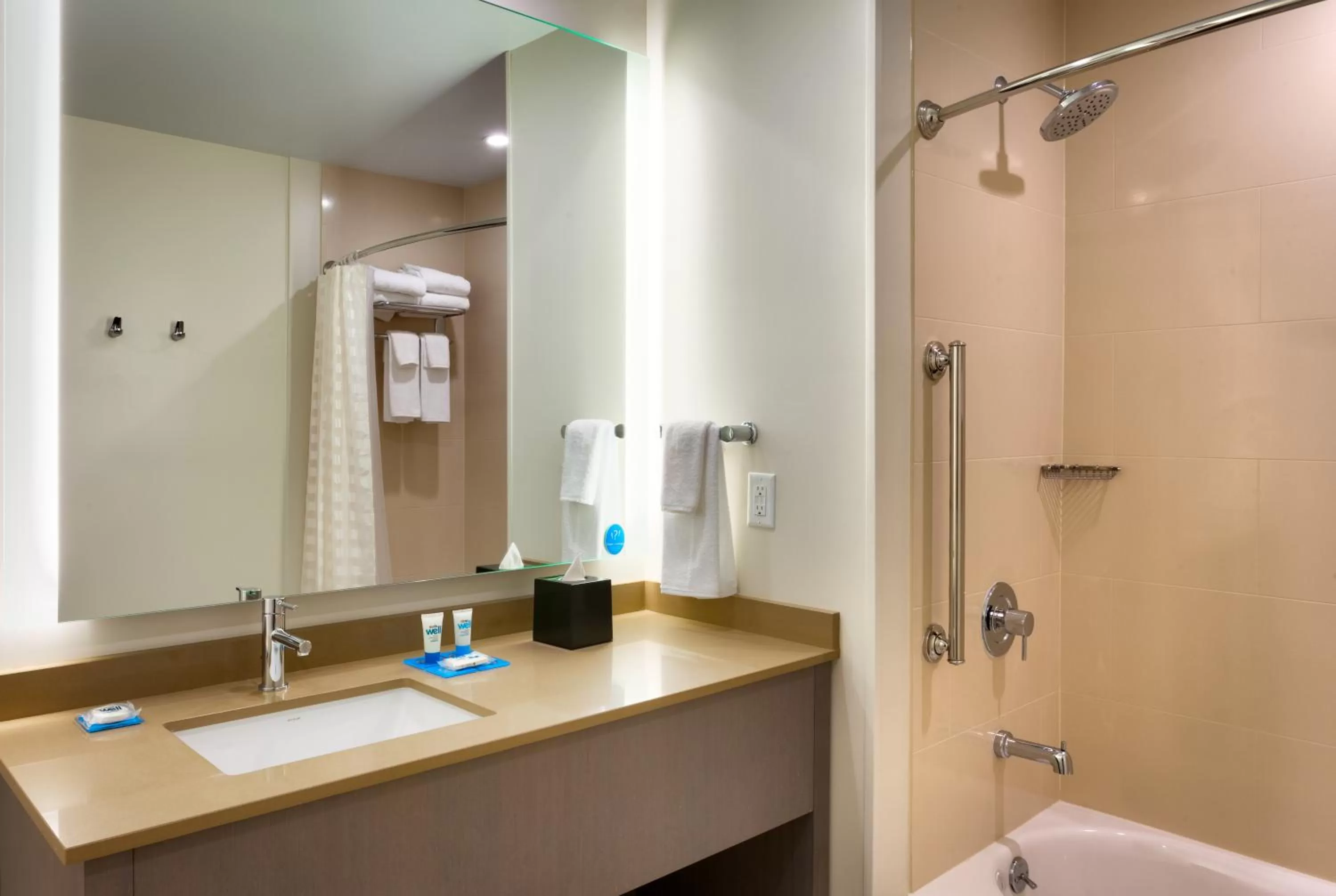 One-Bedroom Suite with Two Queen Beds and Sofa Bed in Hyatt House at Anaheim Resort/Convention Center