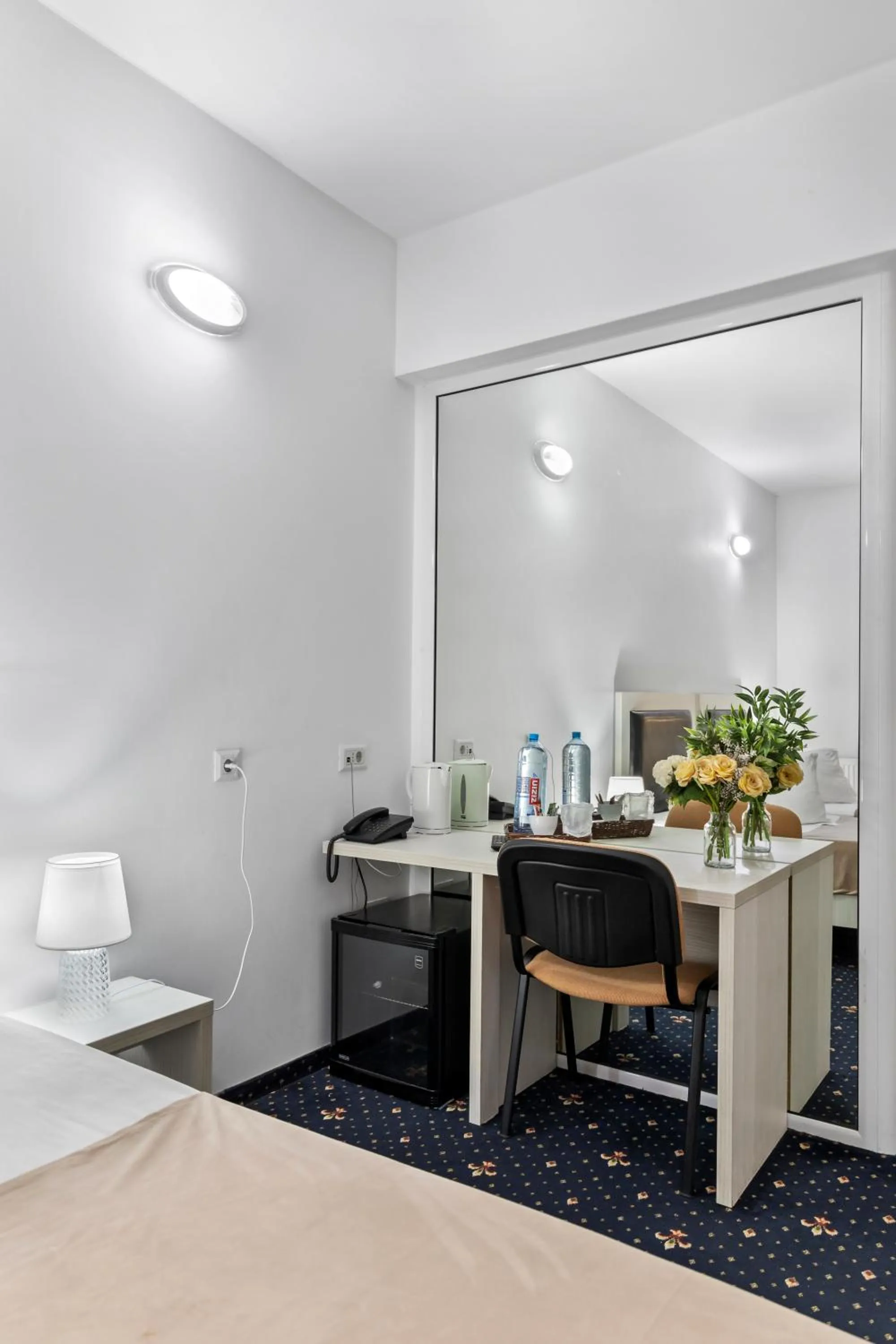 Superior Twin Room in Hotel Charter Otopeni