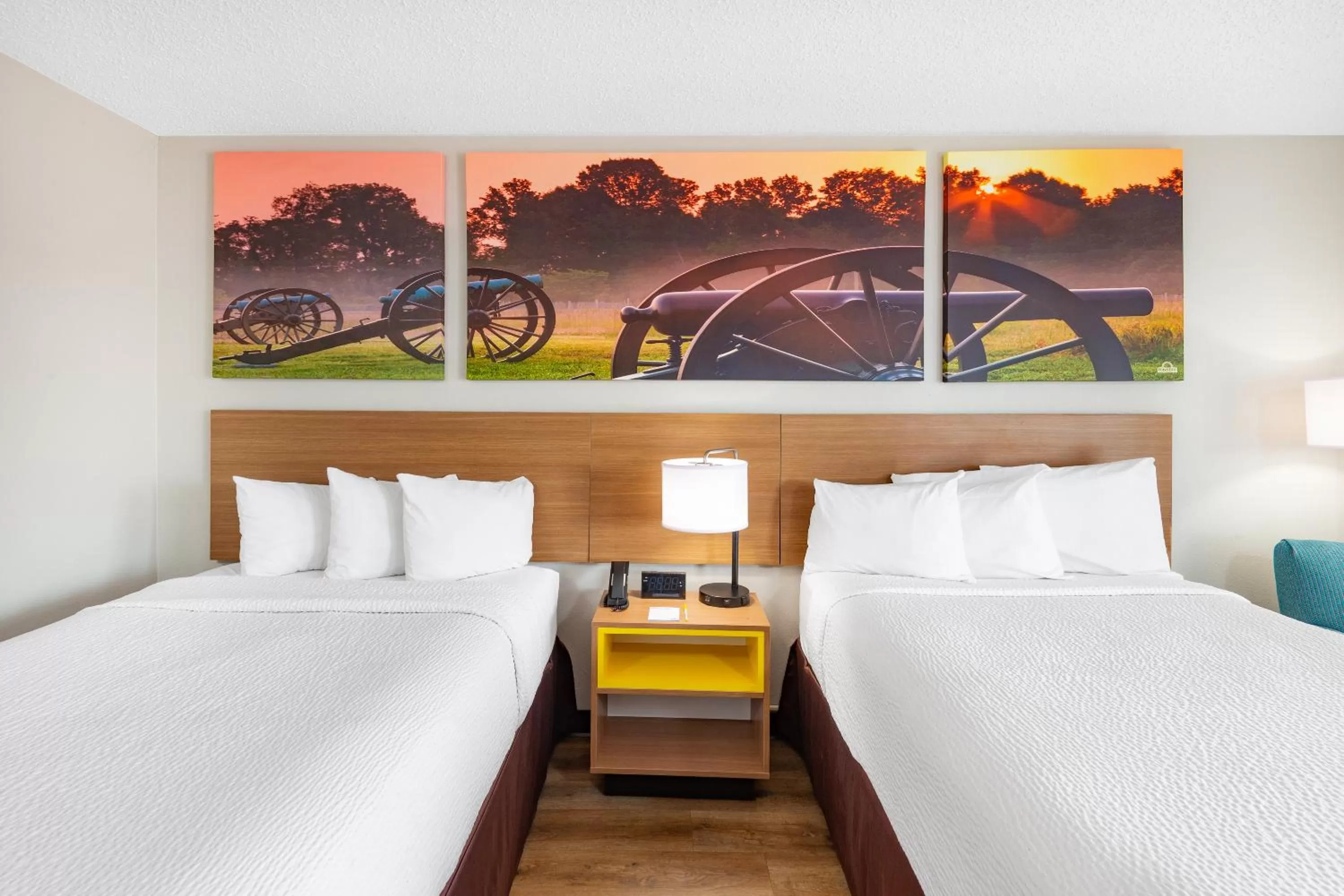 2 Double Beds Non Smoking in Days Inn by Wyndham Charlottesville/University Area