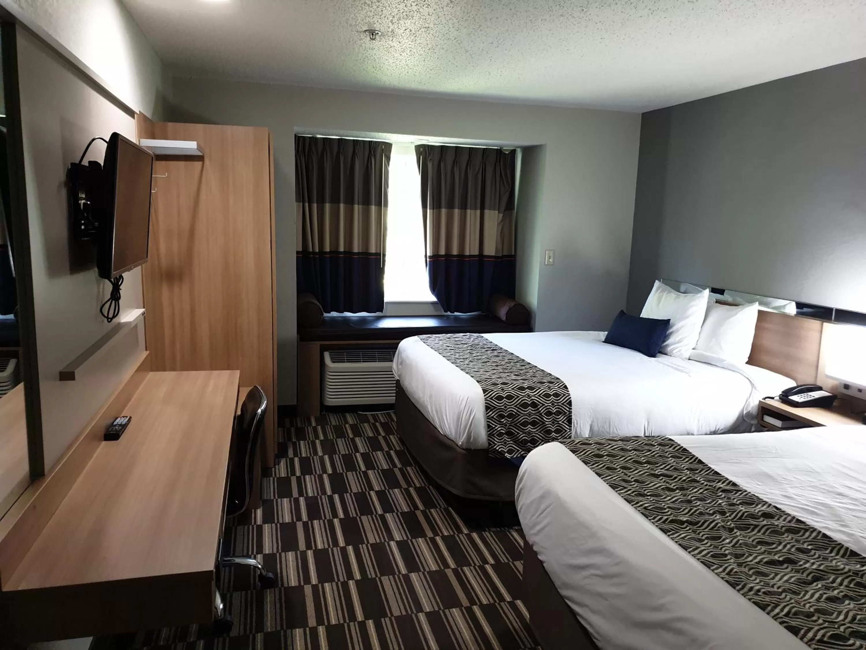  Queen Room with Two Queen Beds -  Accessible Non-Smoking  in Microtel Inn & Suites by Wyndham Augusta/Riverwatch
