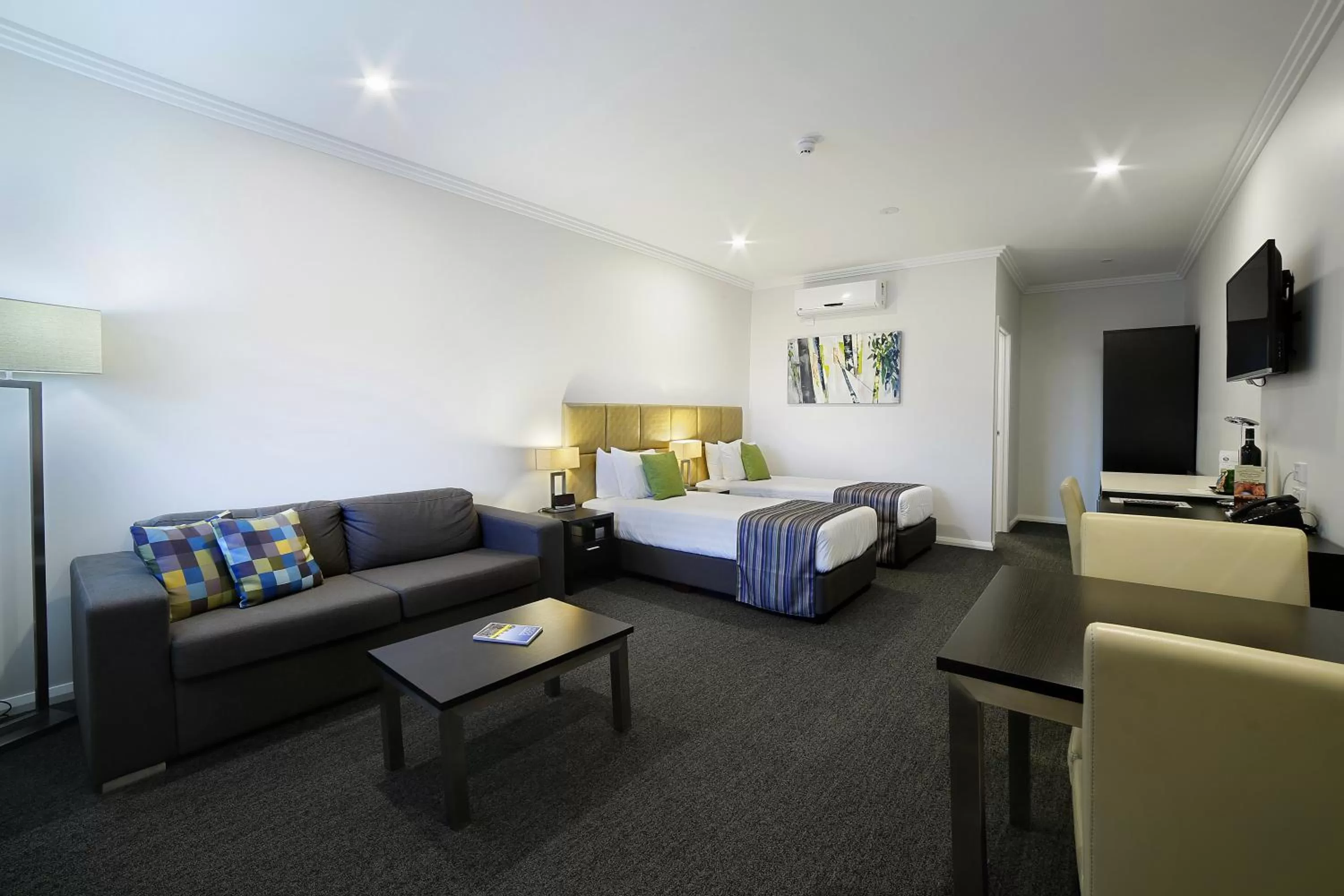 Superior Twin Room in Best Western Plus Bolton on the Park