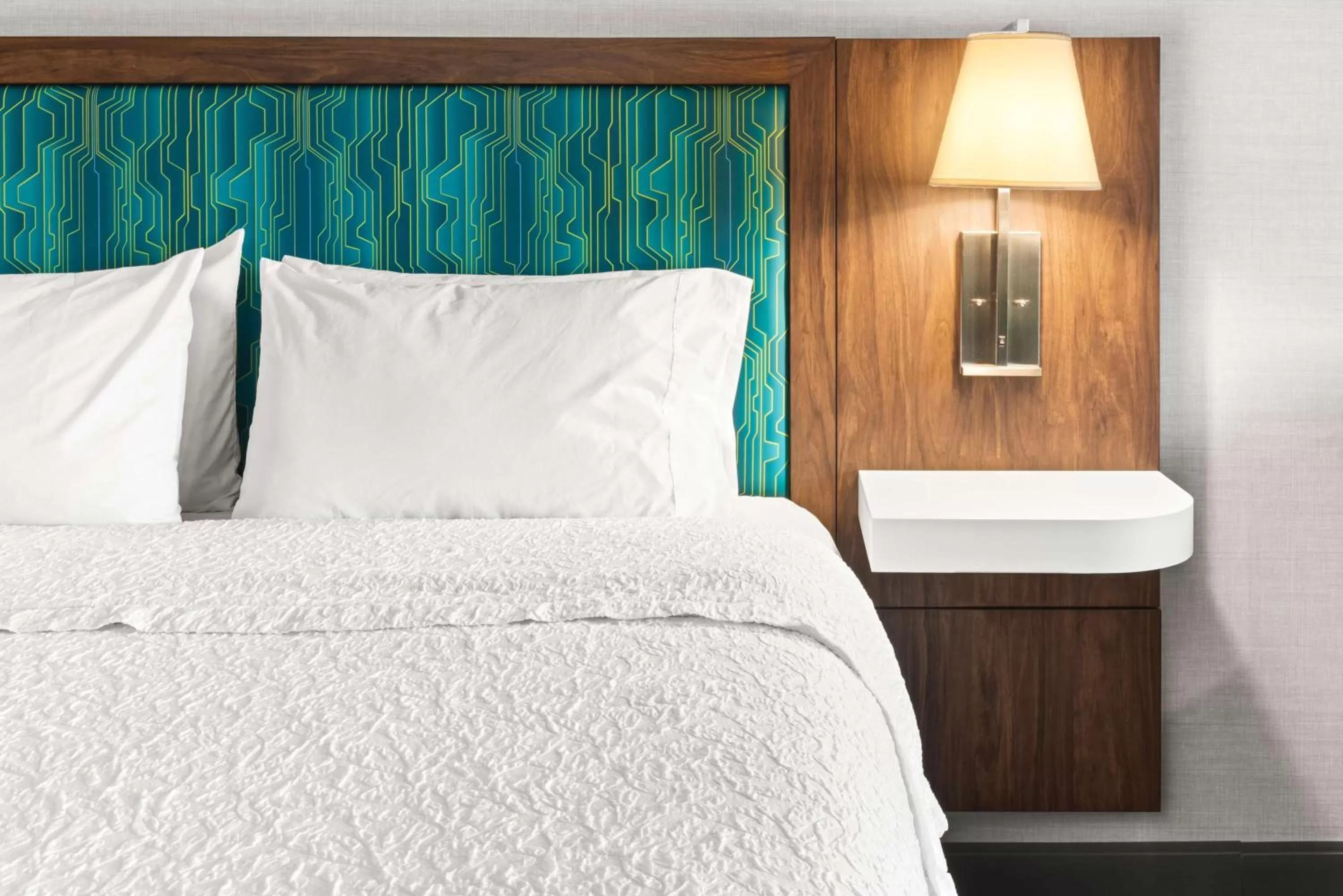 Executive King Room with Sofa Bed - Non-Smoking in Hampton Inn Seekonk