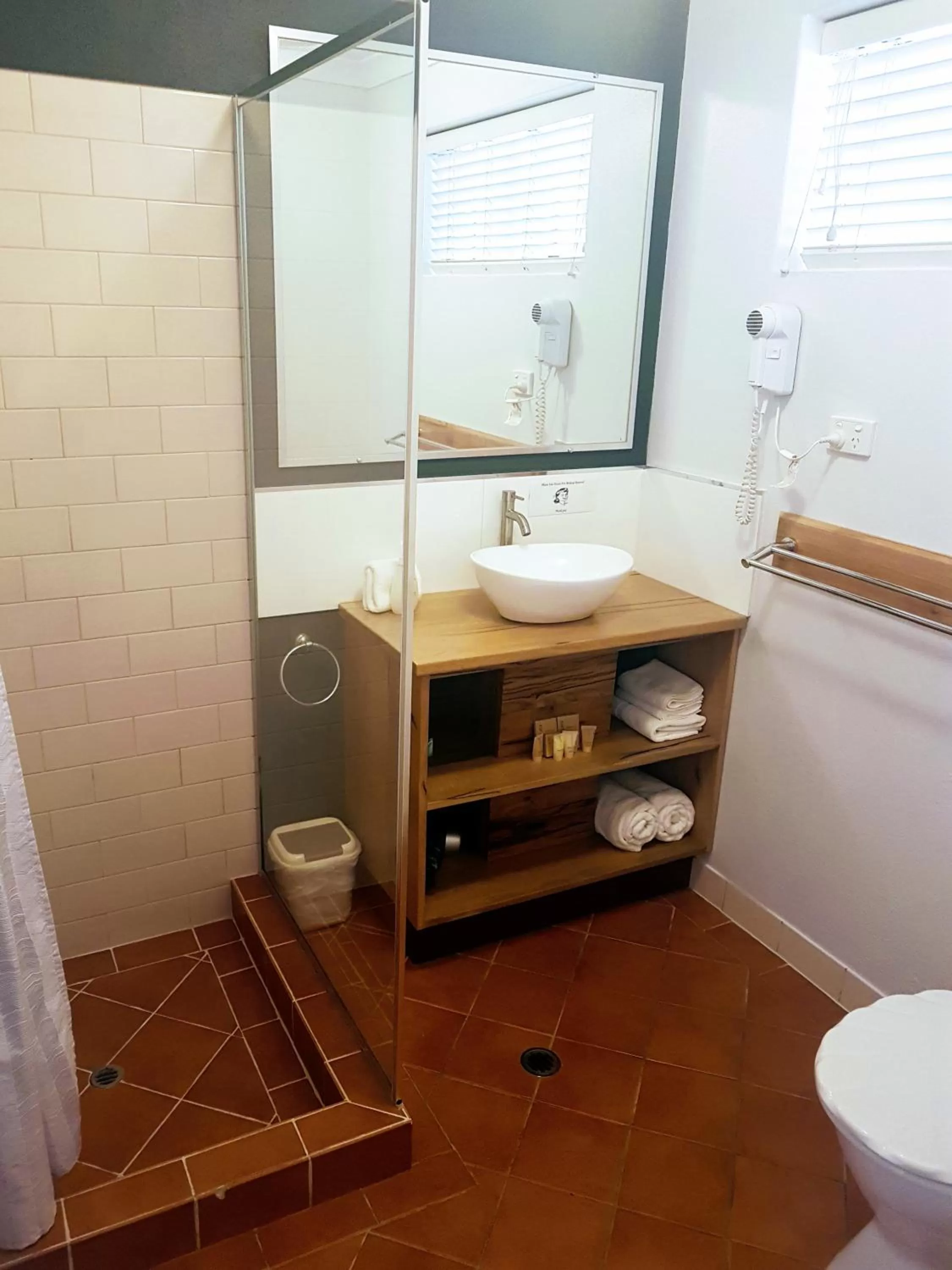 Queen Studio in Adamsons Riverside Accommodation