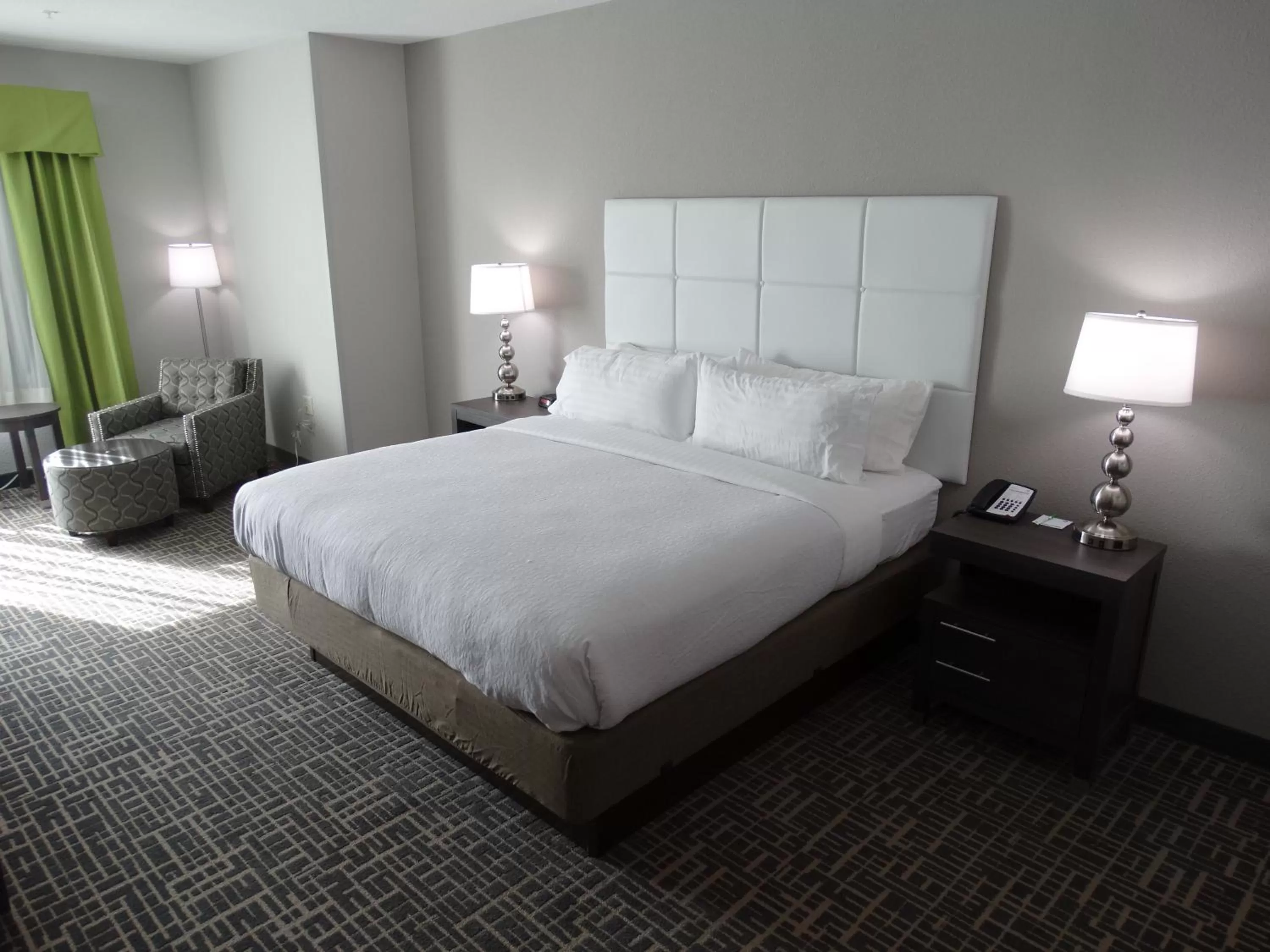 Standard King Room in Holiday Inn Covington by IHG