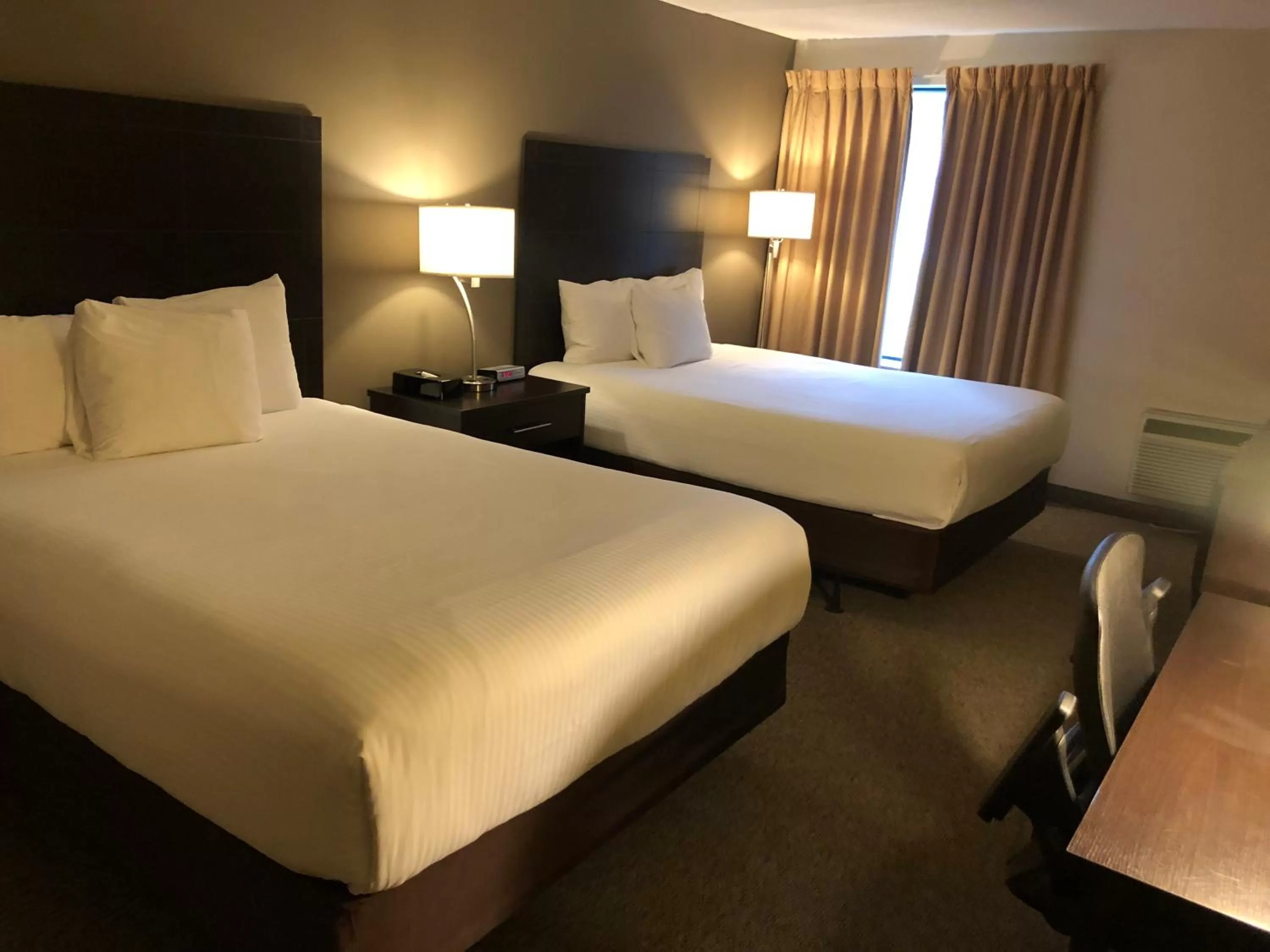 Queen Room with Two Queen Beds - Non-Smoking in Ramada by Wyndham Lindsay