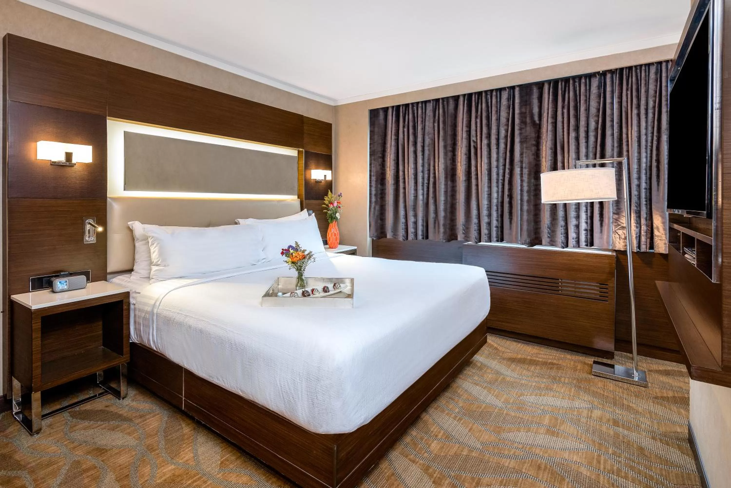 King Room - Hearing Accessible in Holiday Inn Brooklyn Downtown by IHG