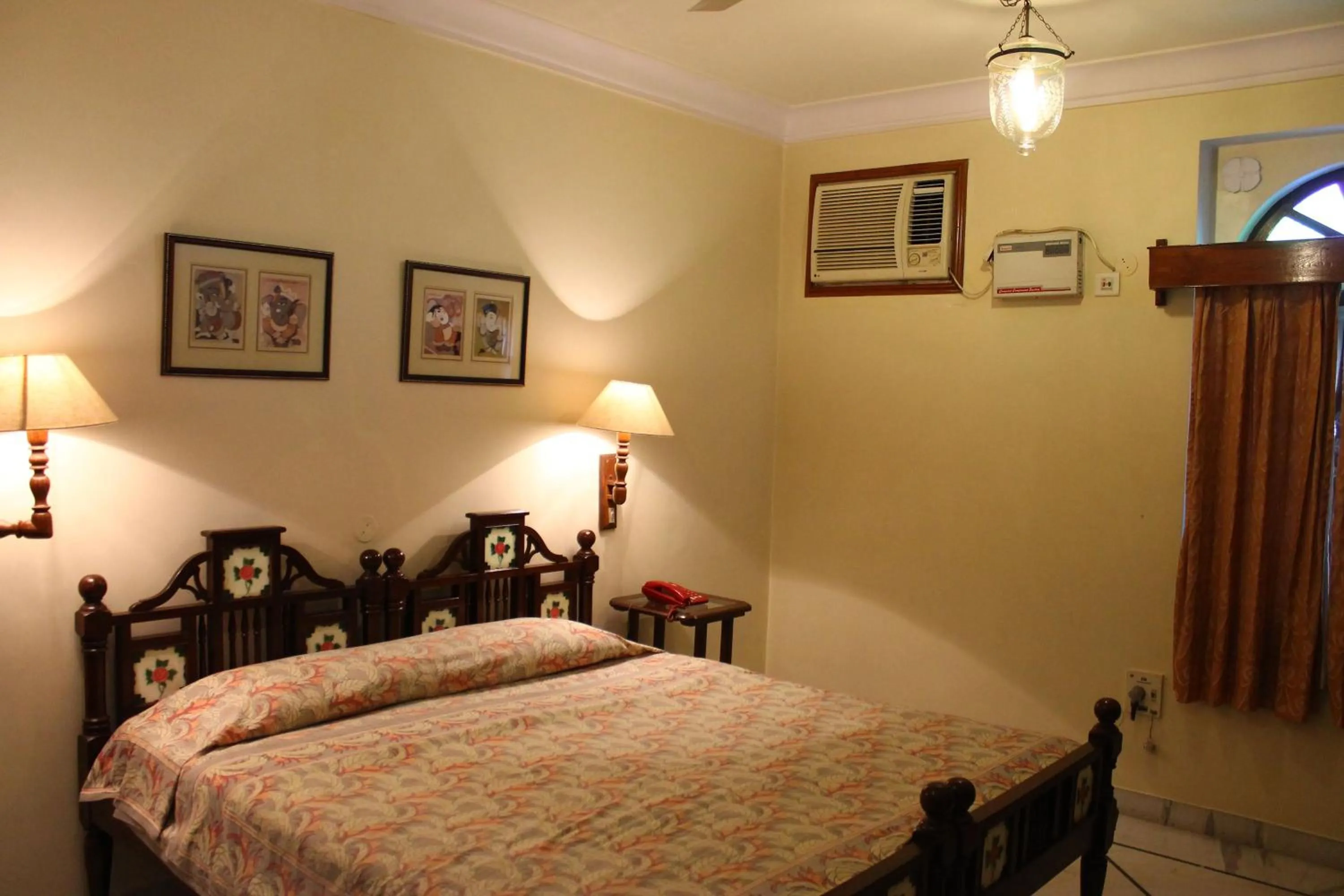 Deluxe Double or Twin Room in Madhuban - A Heritage Home
