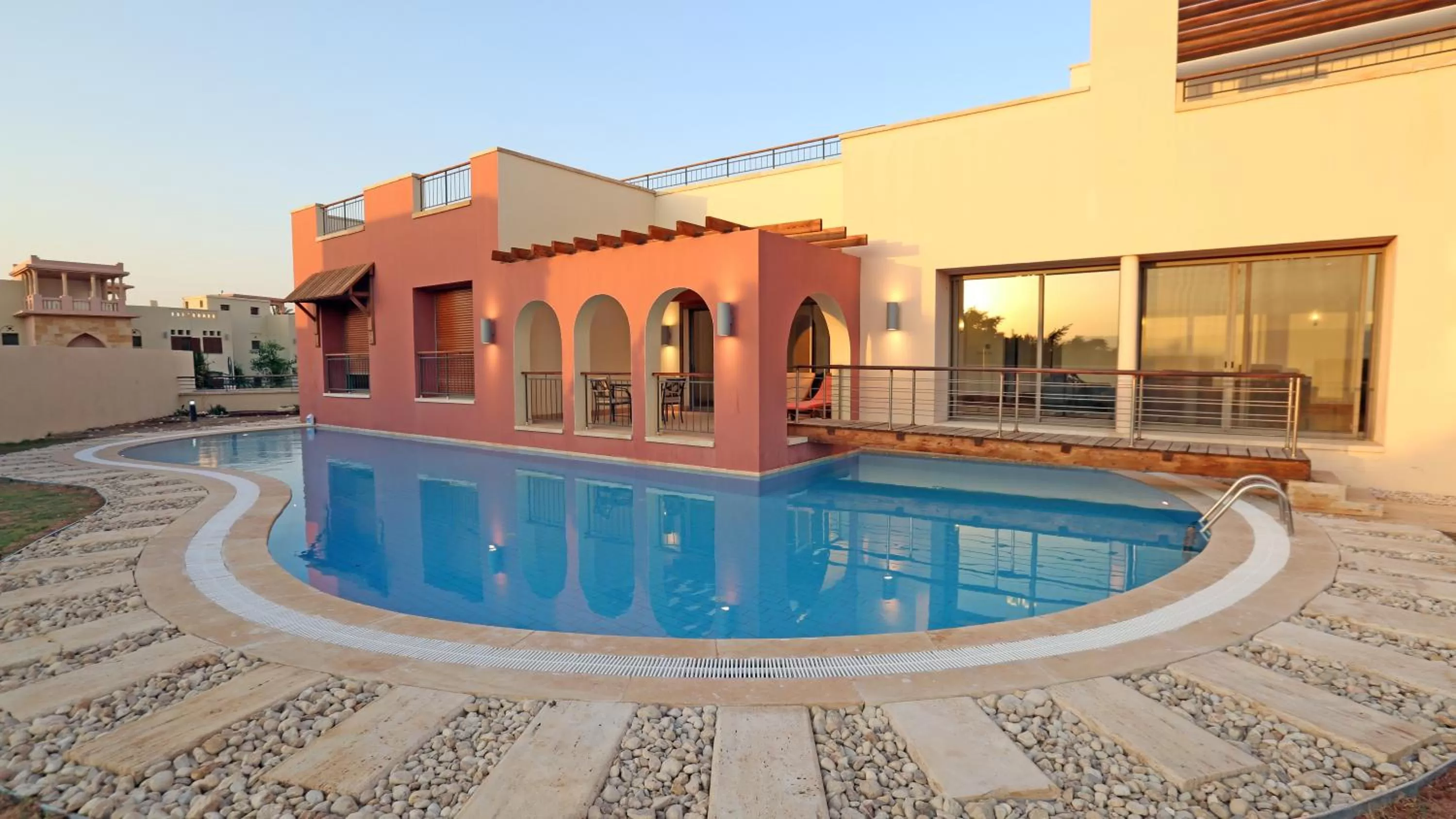 3 bedroom Villa with Private Pool in Tala Bay Residence - Families Only