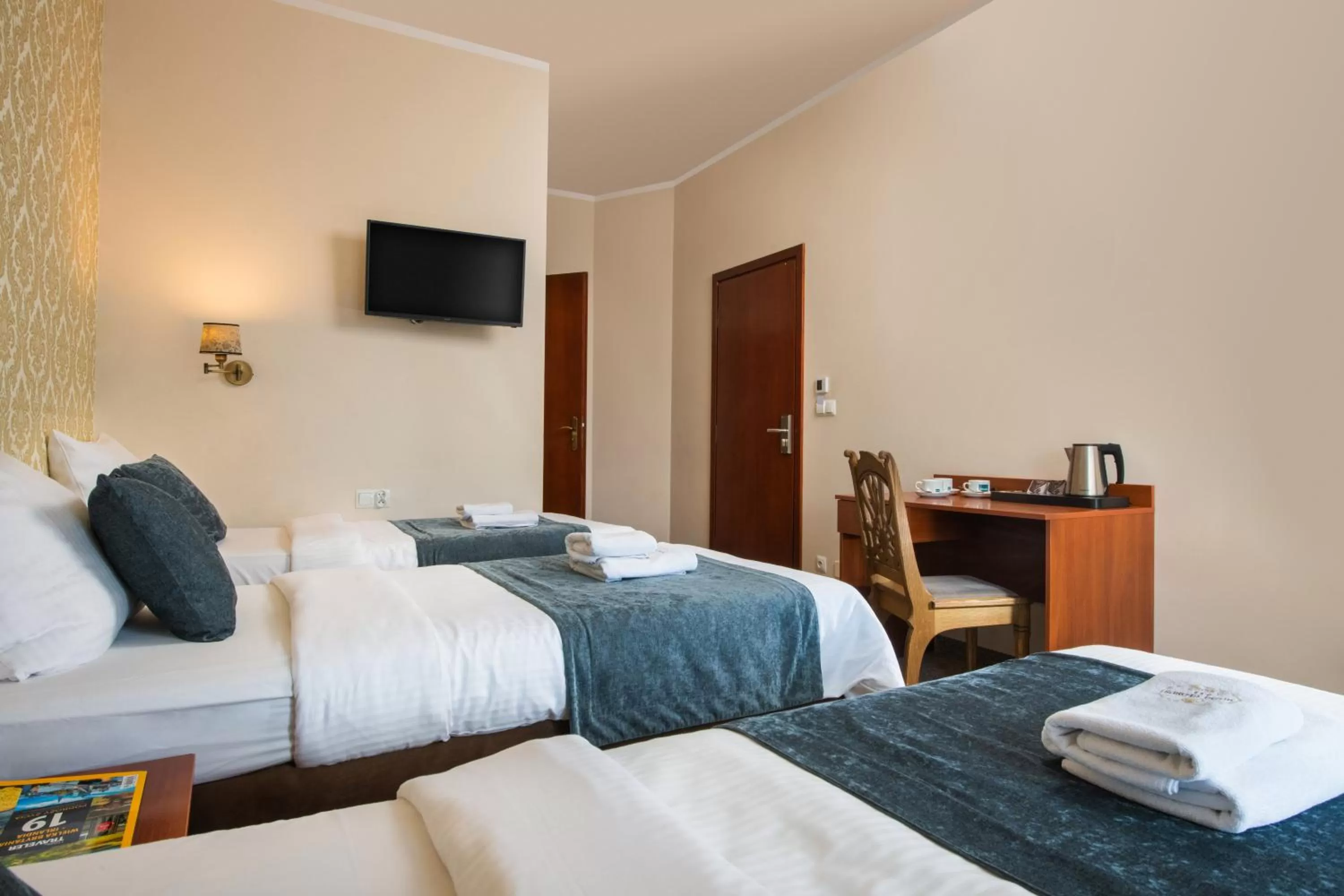 Triple Room in Aparthotel Globus Self-Check in