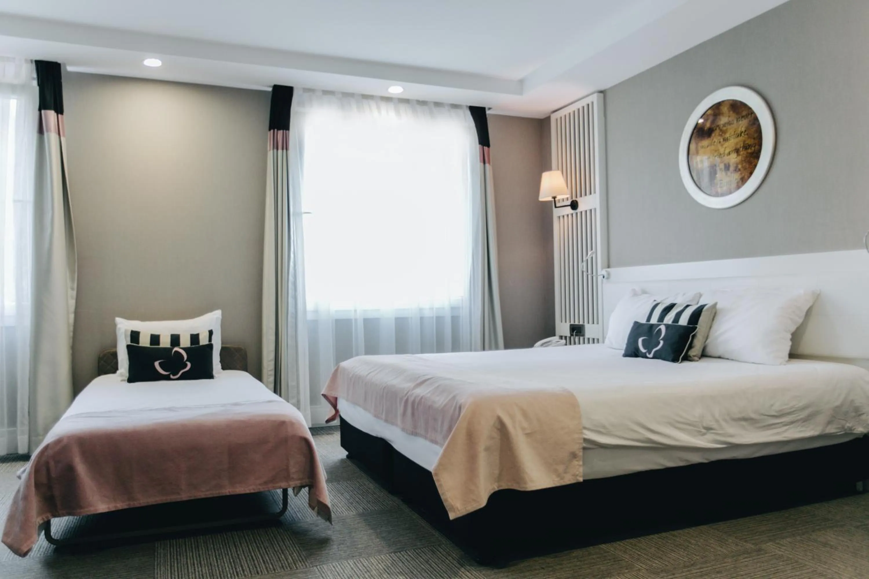 Family Room (3 Adults + 1 Child) in Mia Berre Hotels