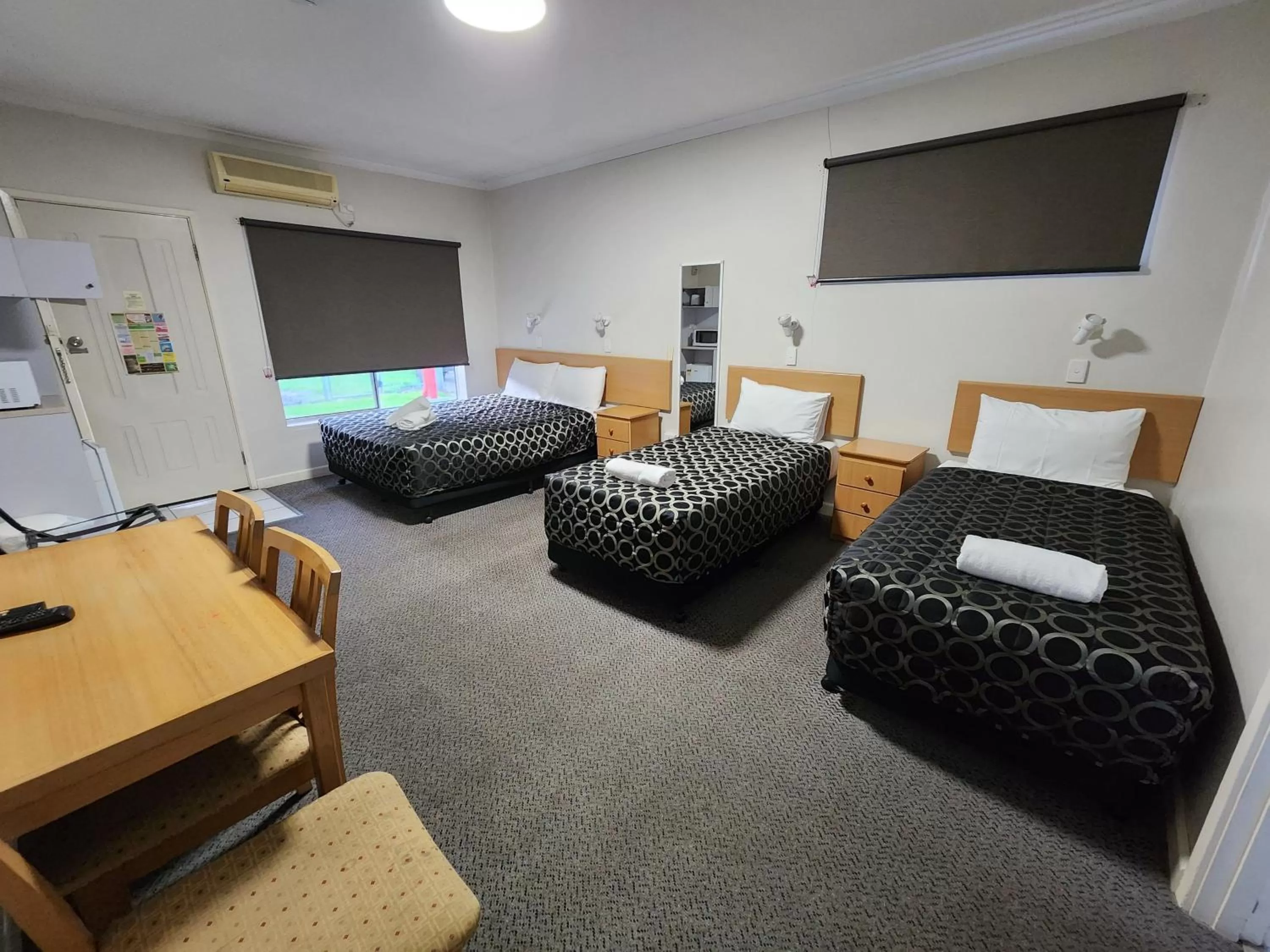 Premium Quadruple Room in Hume Inn Motel Albury CBD
