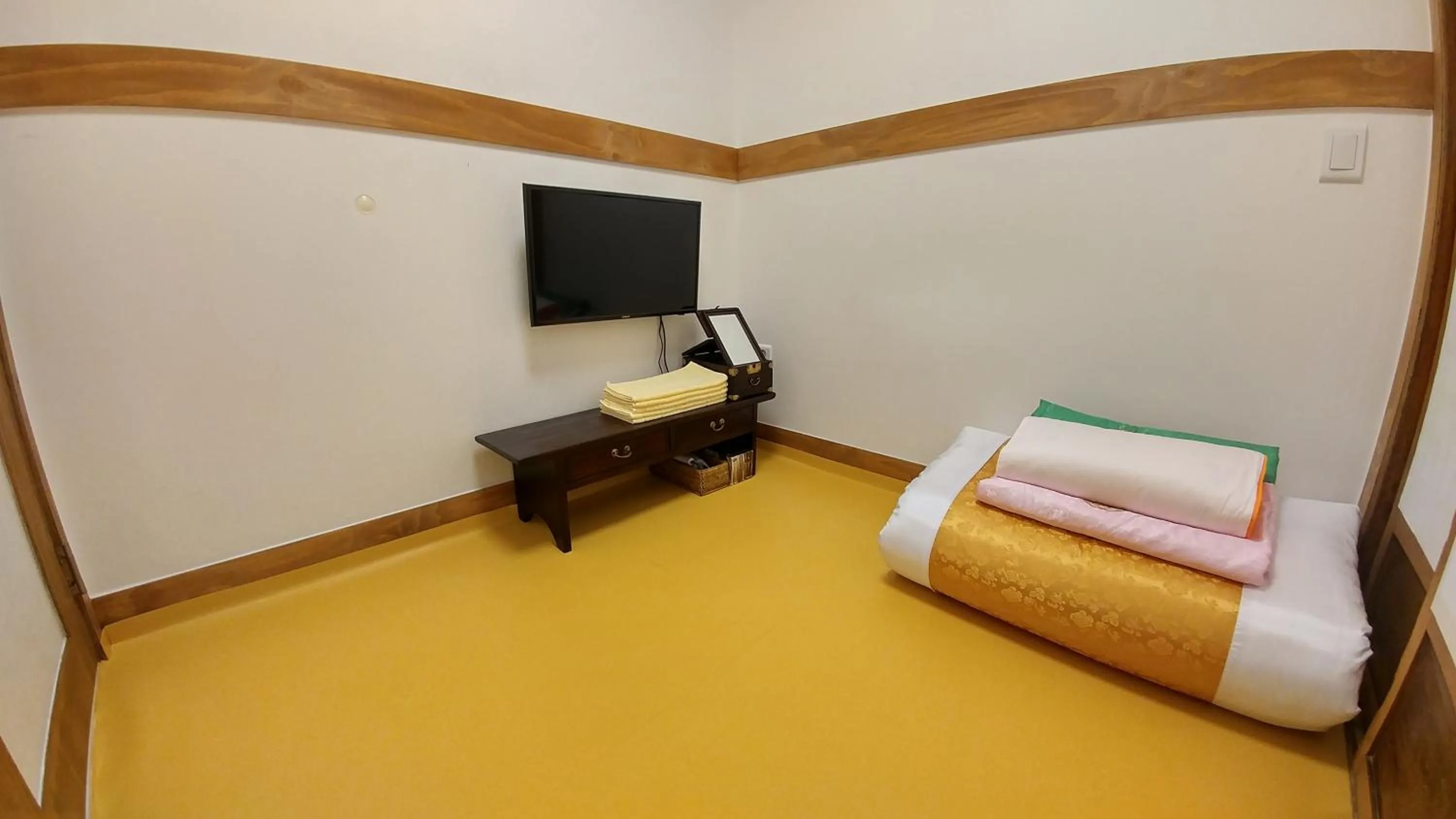 Single Room with Private Bathroom in Sophia Hanok Guesthouse