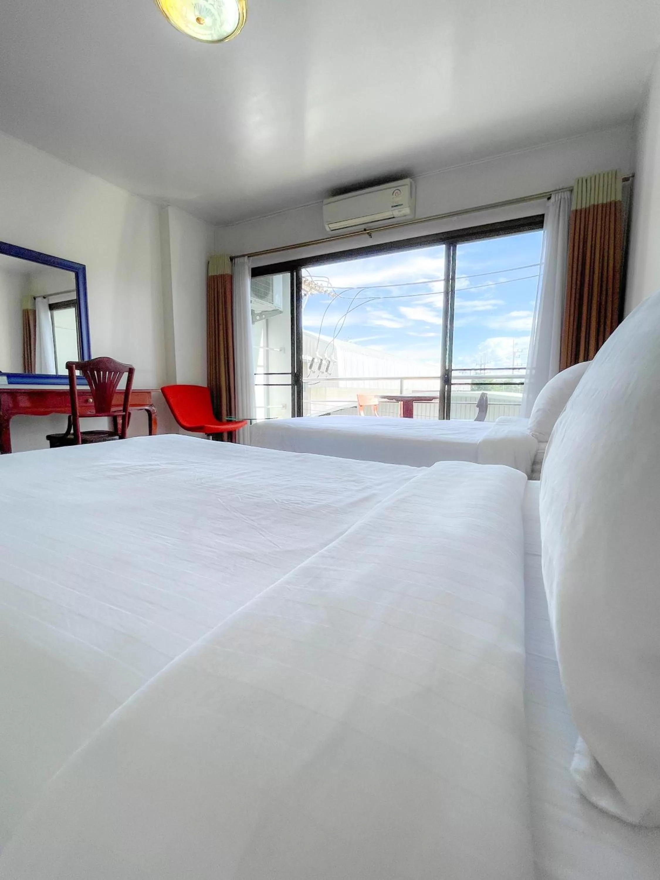 Standard Twin Room in Phusuang Place