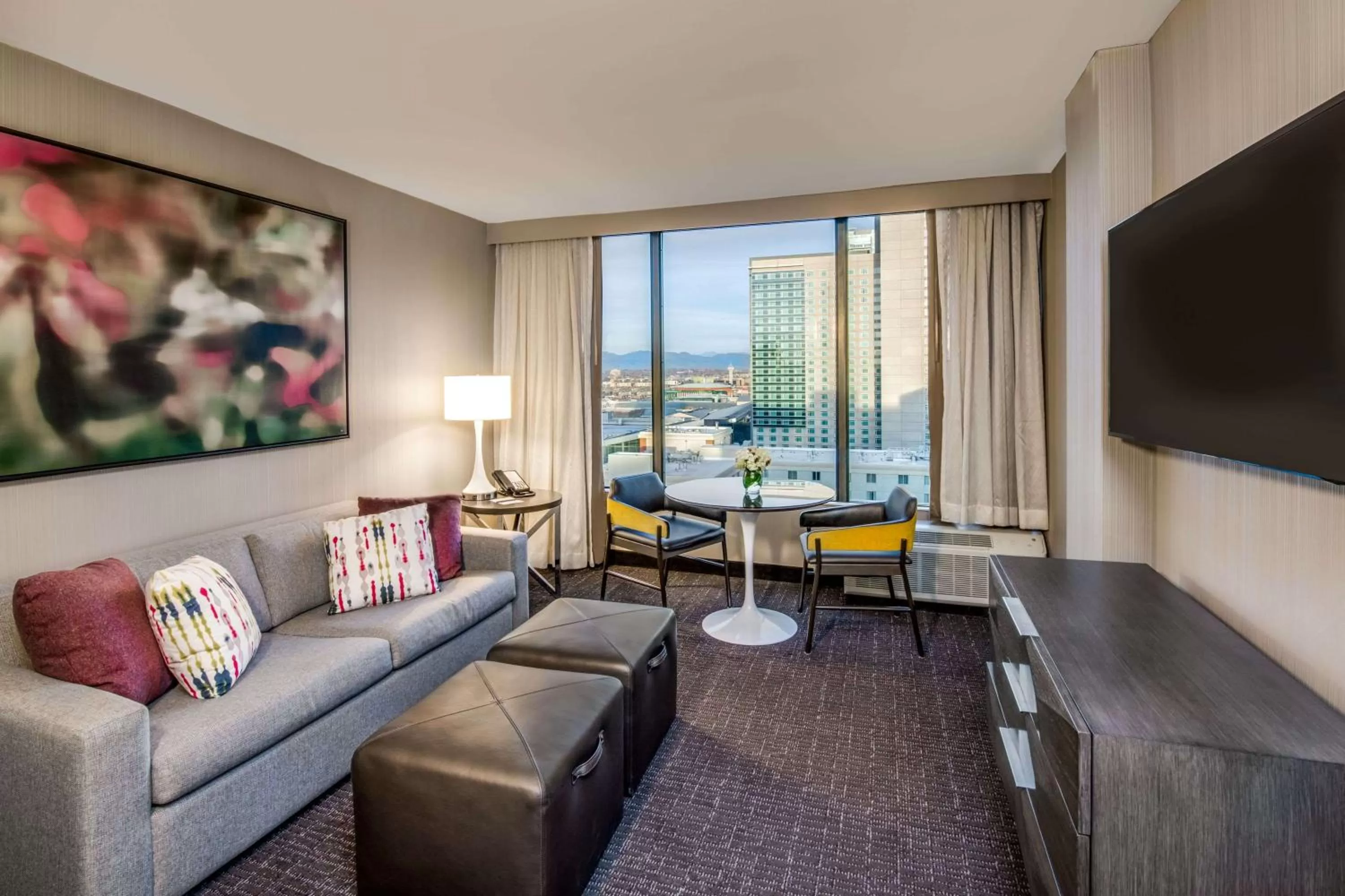 One Bedroom King Suite with View in Sonesta Denver Downtown