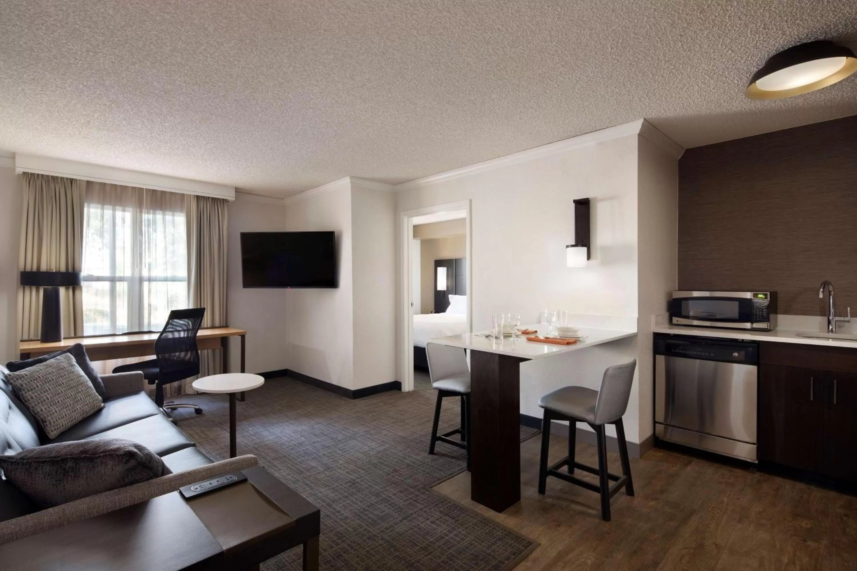 One Bedroom Suite Queen - Hearing Accessible  in Sonesta ES Suites Fresno