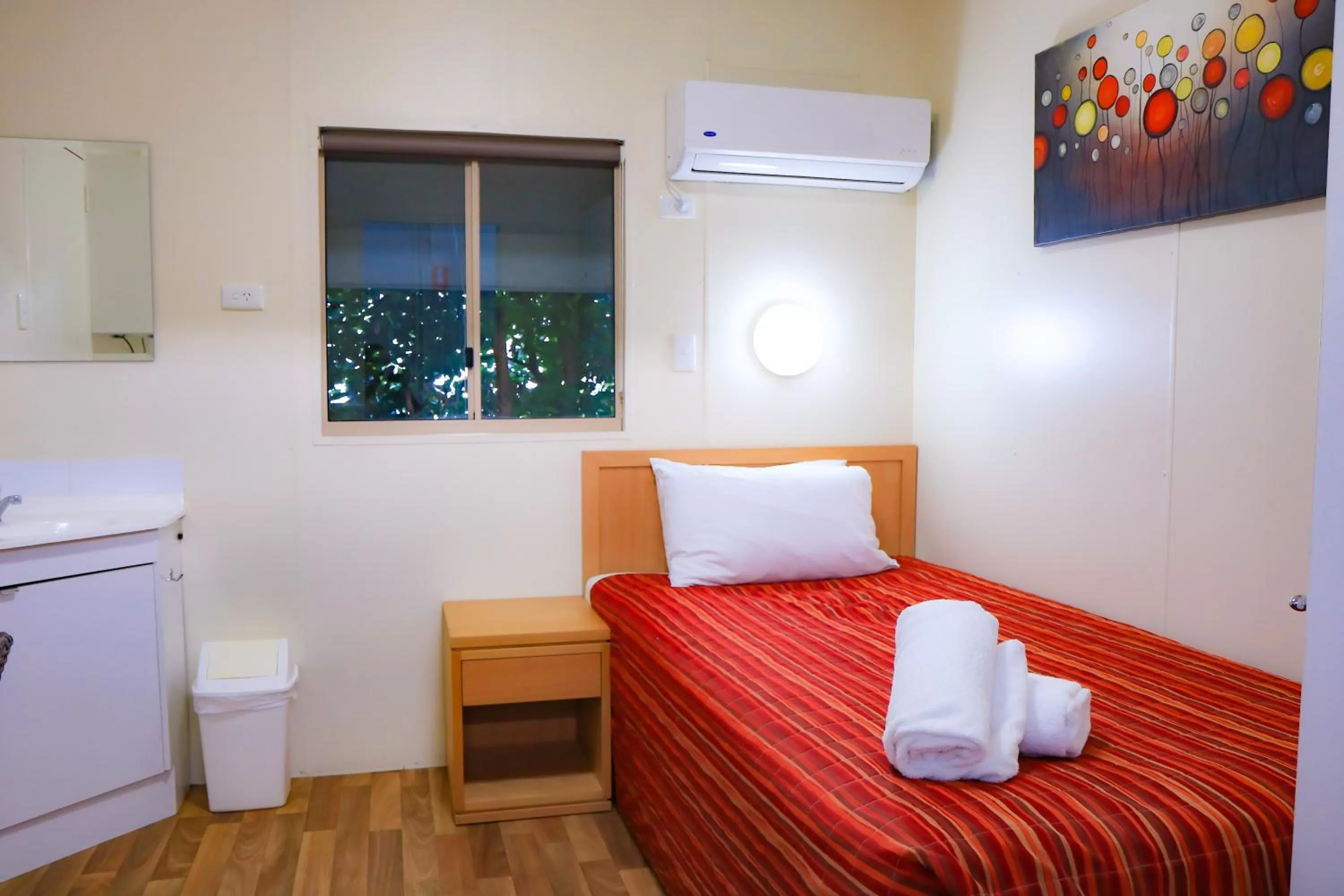 Deluxe Single Room - single occupancy in Chinchilla Motor Inn