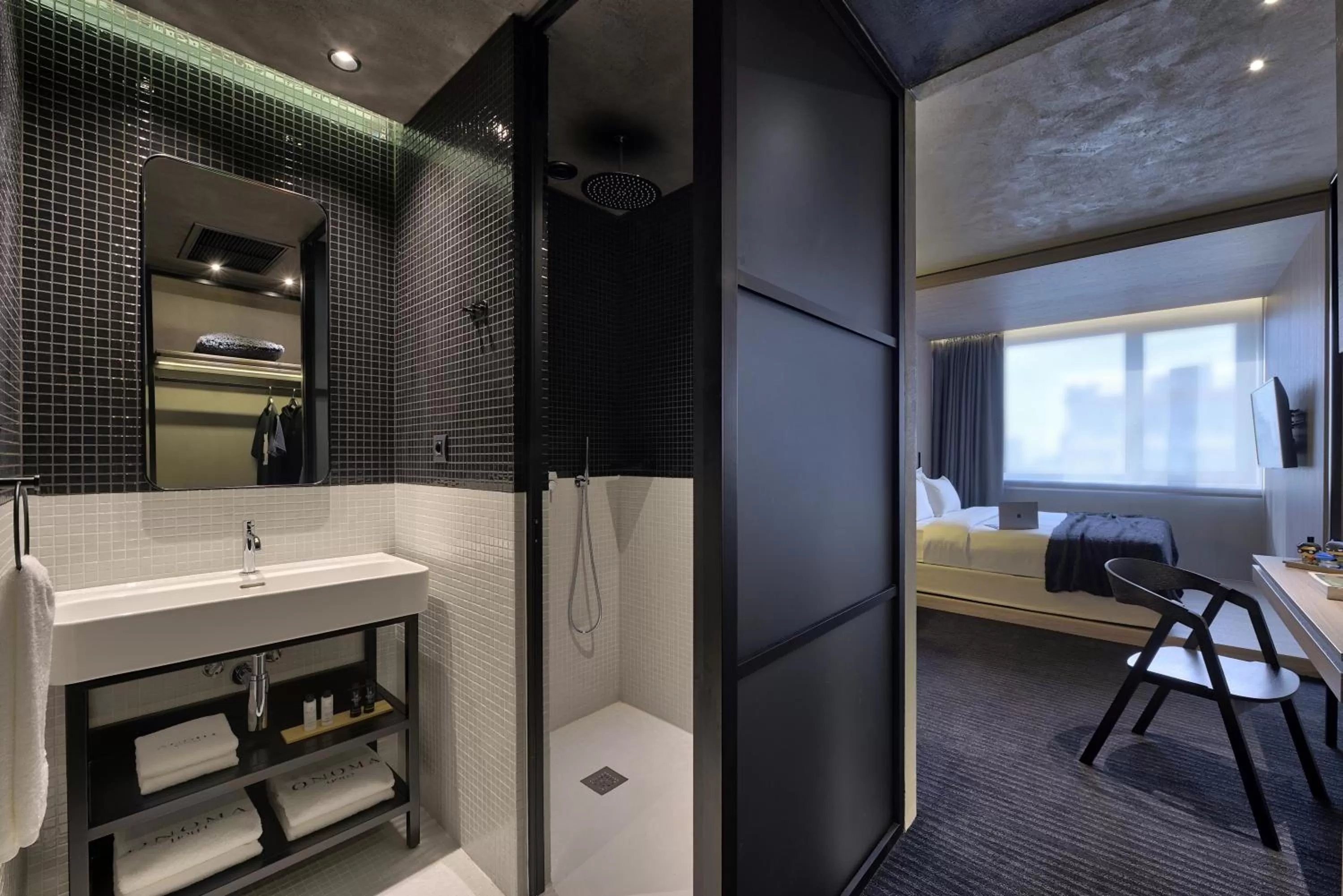 Surname in ONOMA Hotel