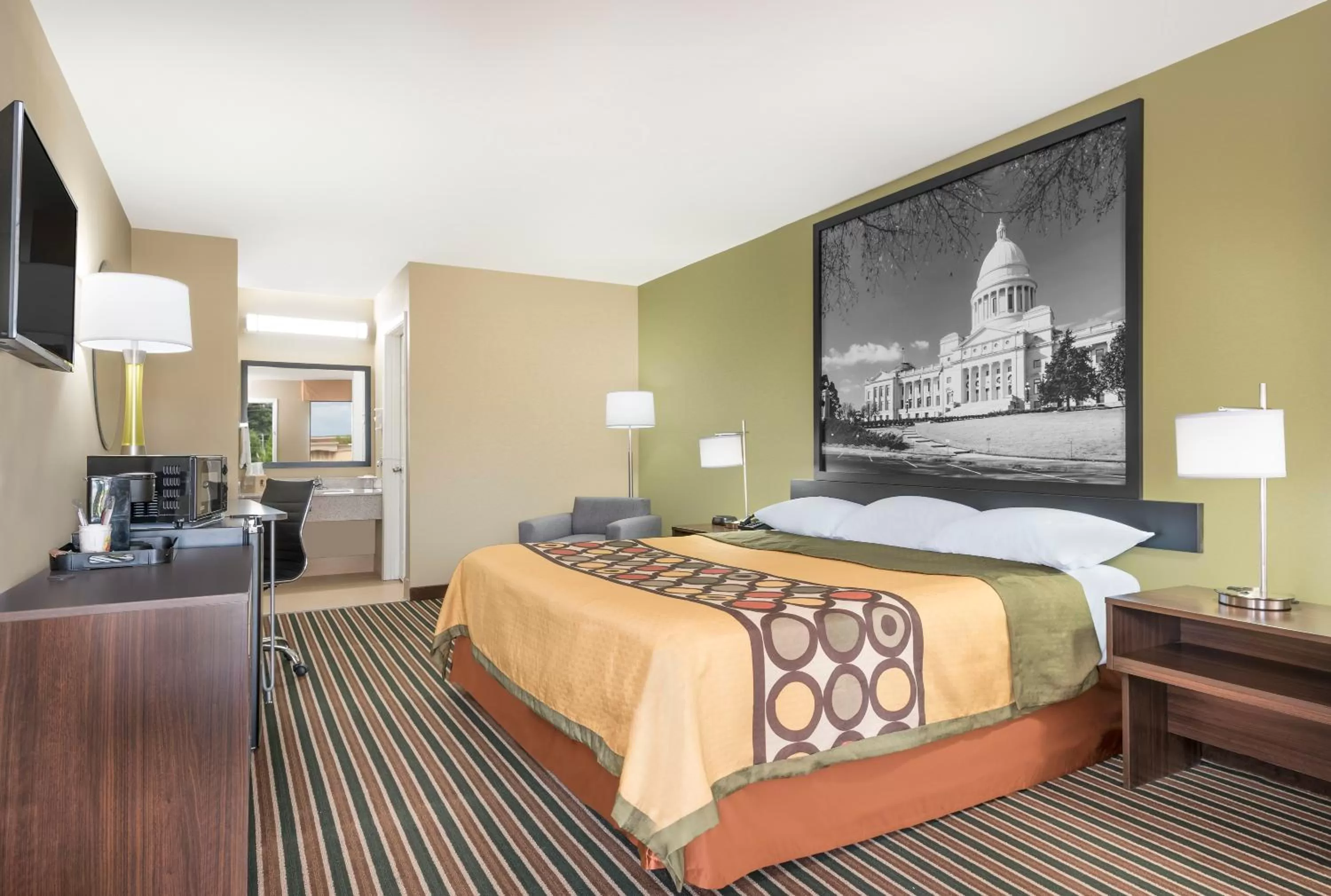 King Room - Non-Smoking in Super 8 by Wyndham Bryant Little Rock Area