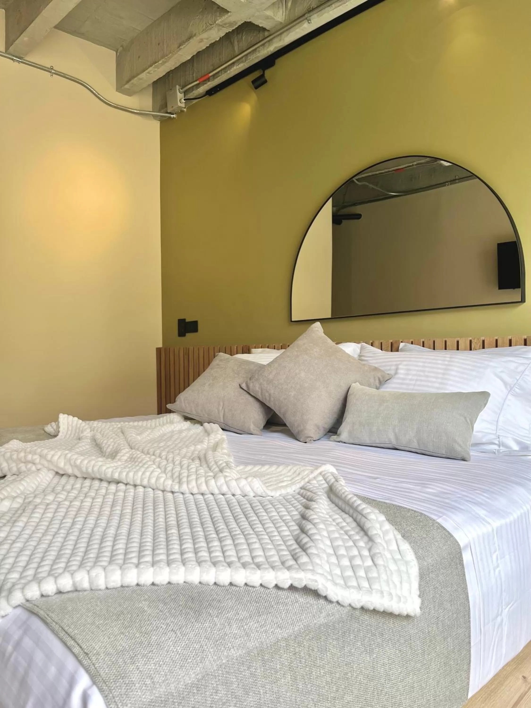 King Room - Disability Access in Beminimal Hotel