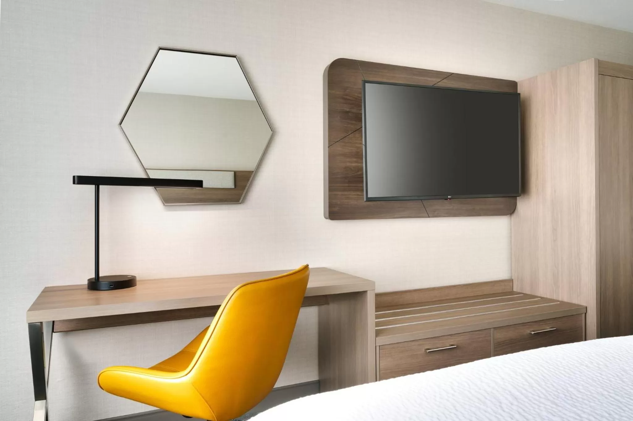 Room with Two Beds - Hearing Accessible - Non-Smoking in Holiday Inn Express and Suites Helena by IHG