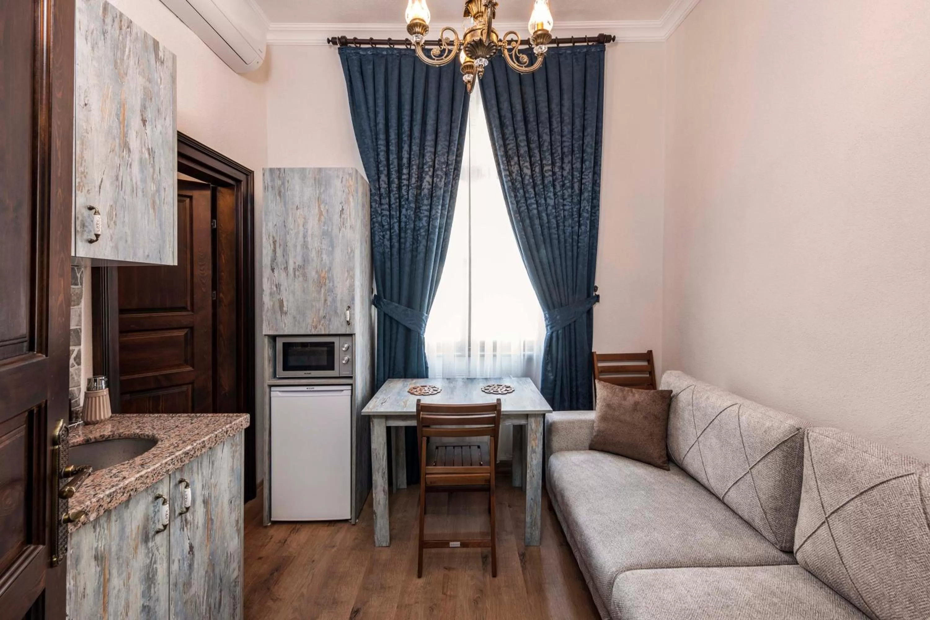 One-Bedroom Apartment in Element Garden