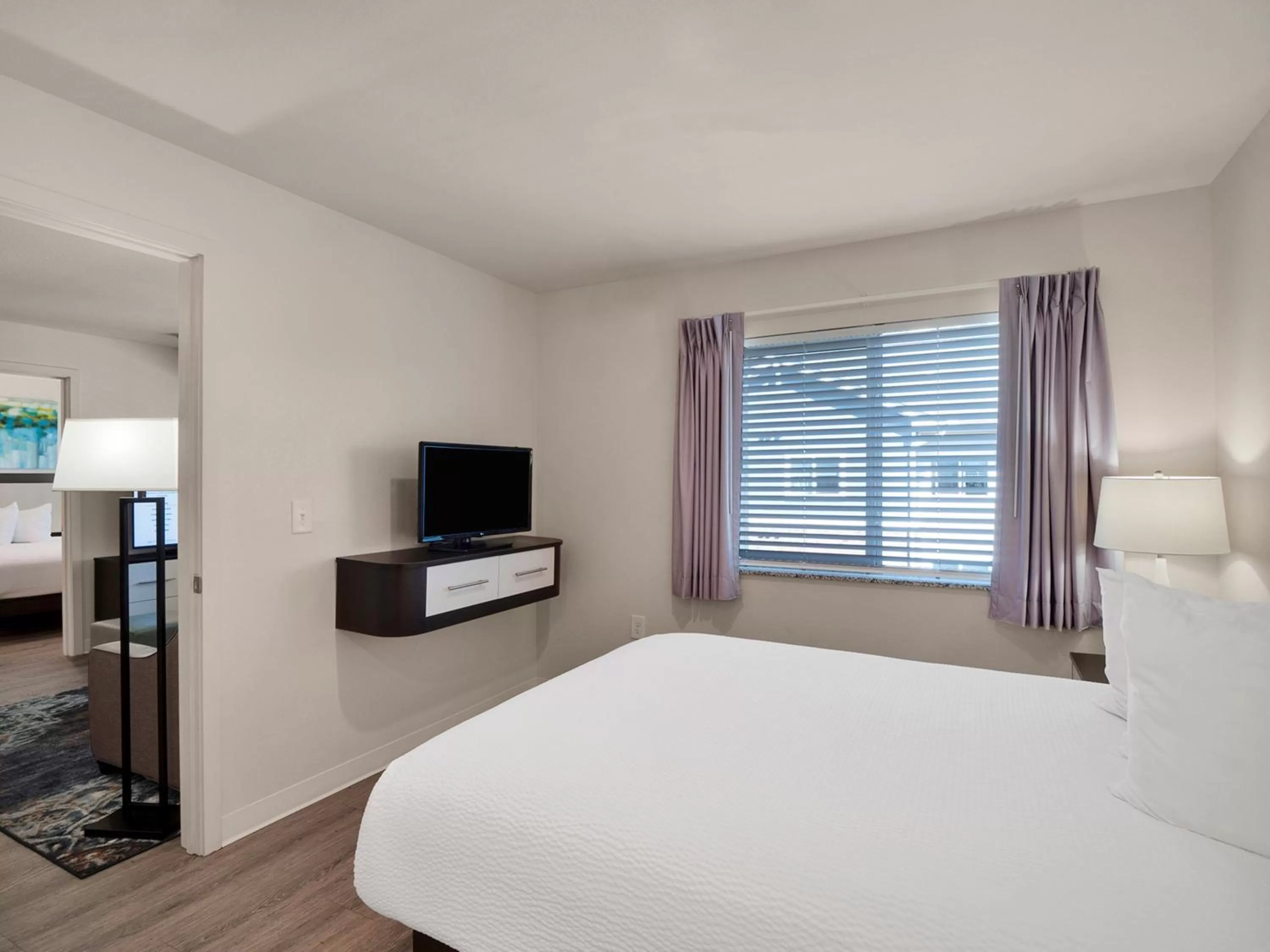 One Bedroom Suite w/Balcony and Fully Equipped Kitchen in WaterWalk Extended Stay by Wyndham Charlotte - Arrowood