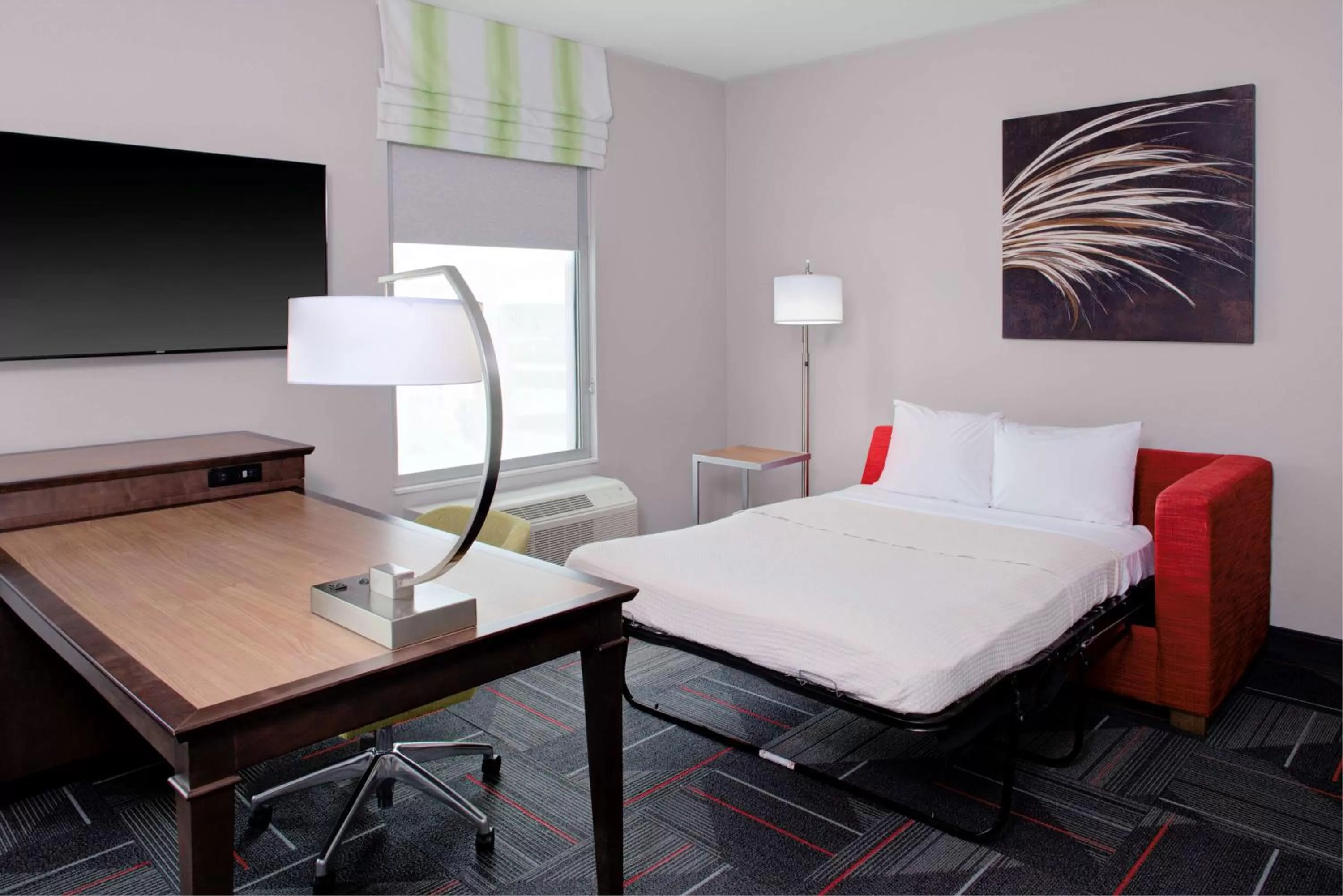King Studio Suite with Sofabed- Hearing Accessible in Hampton Inn & Suites Columbus Scioto Downs