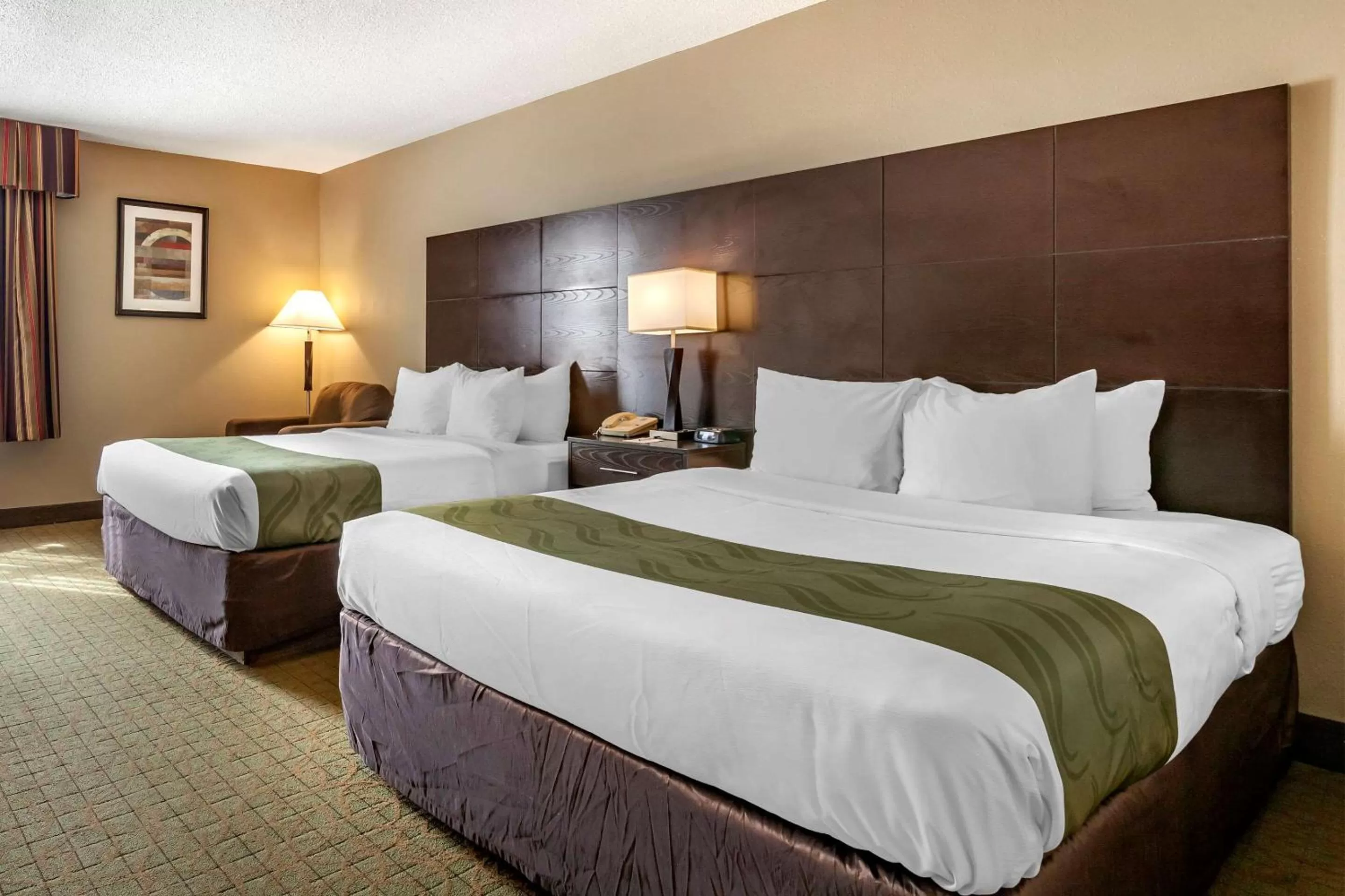 Photo of the whole room, Bed in Quality Inn & Suites Escanaba North